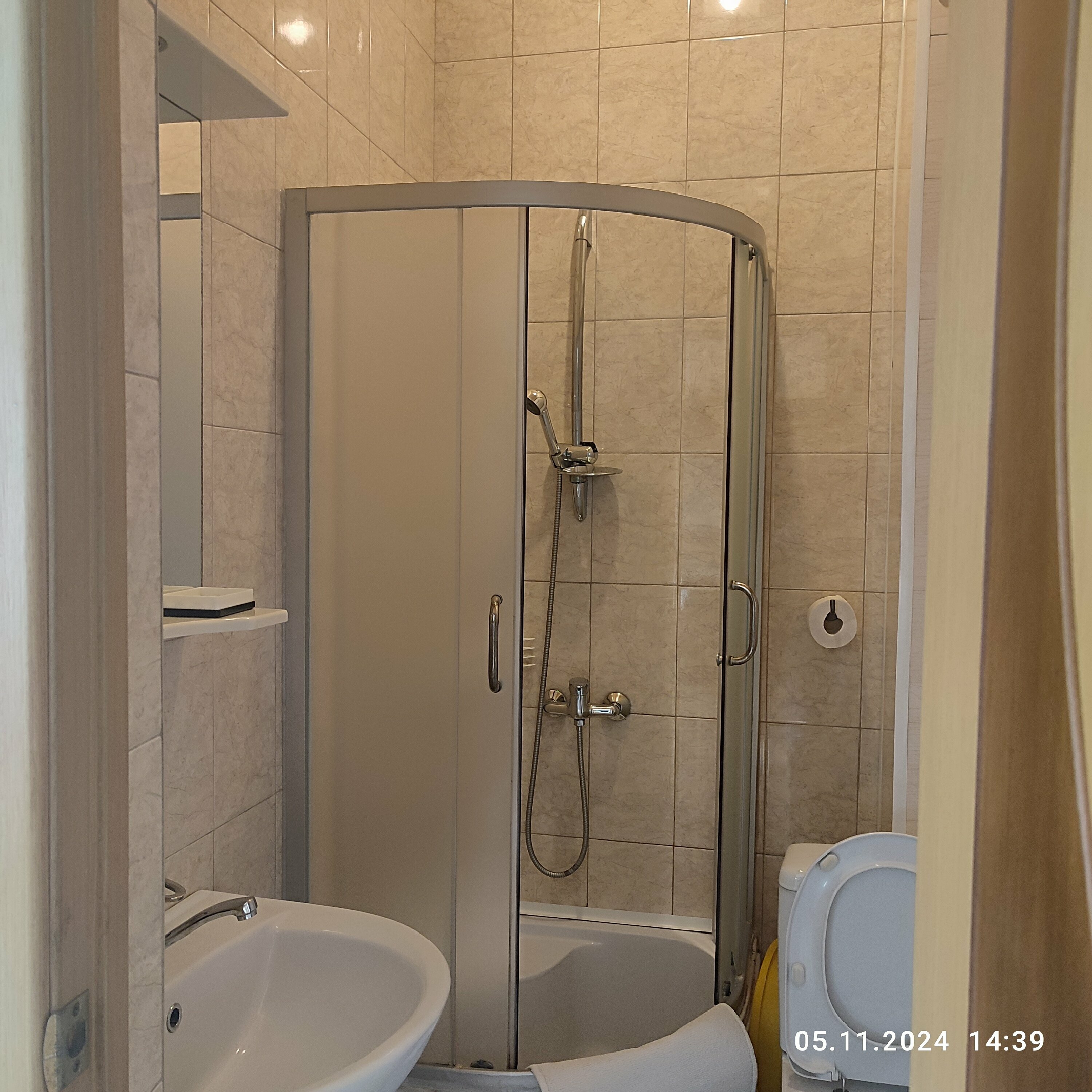 Улучшенный люкс