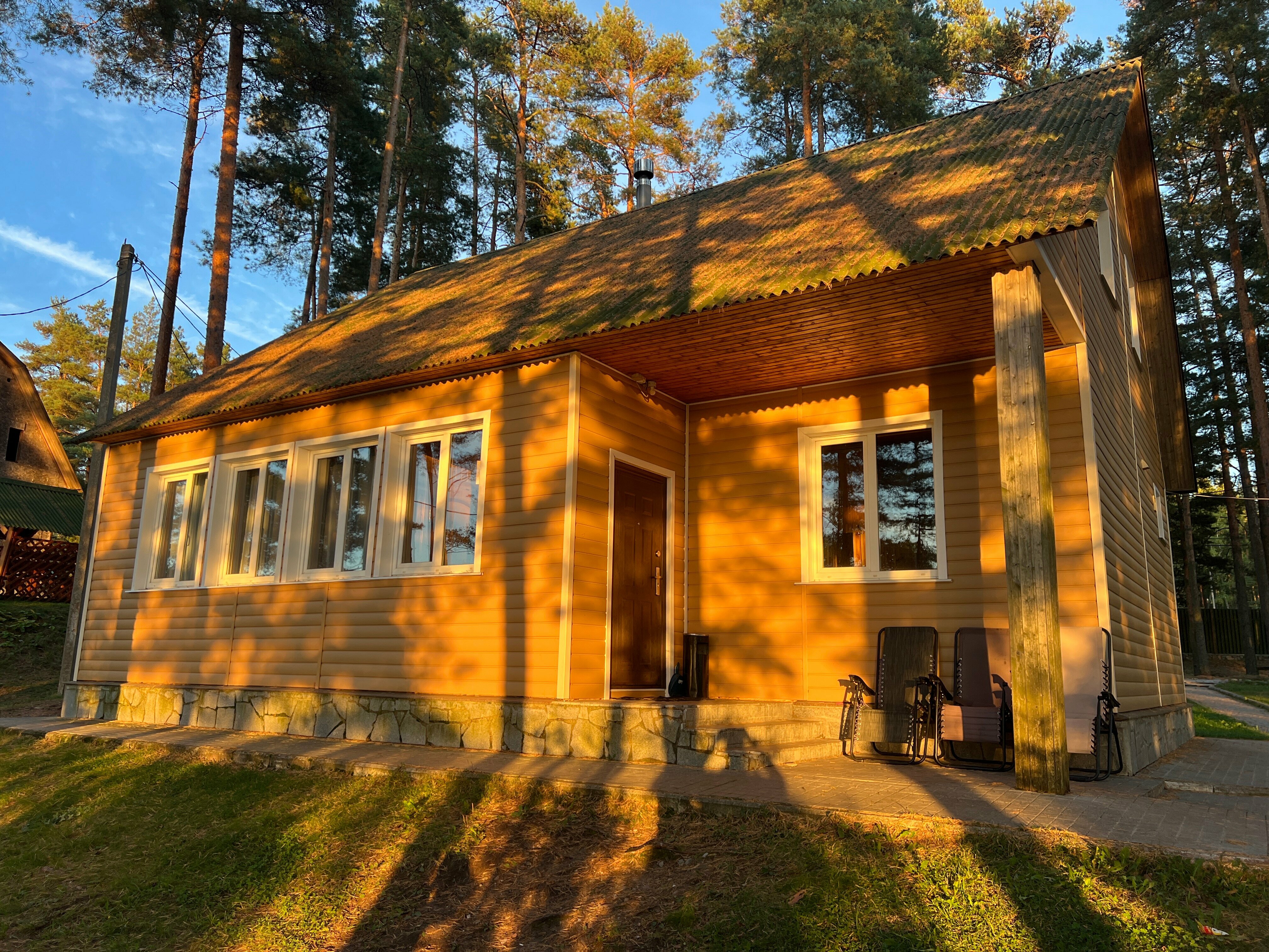 Большой коттедж с видом на залив