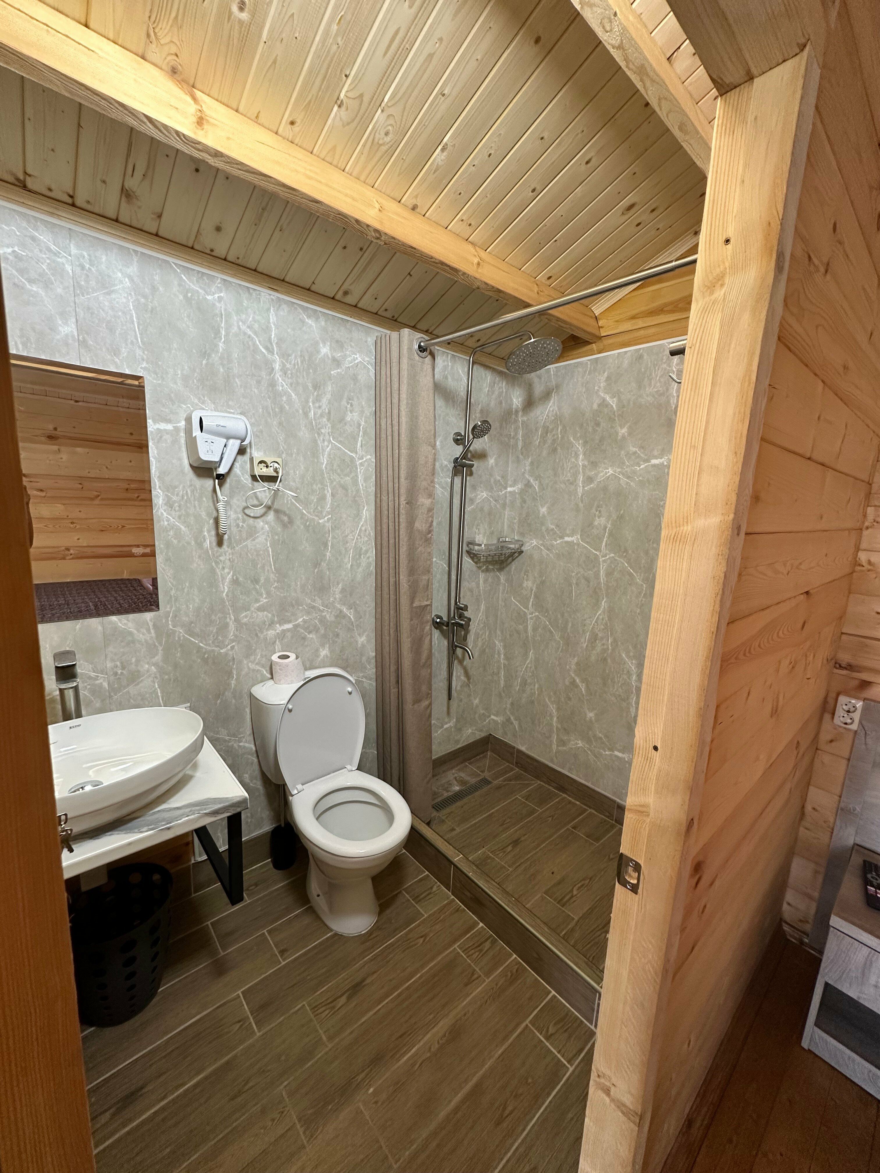 Улучшенный четырехместный номер