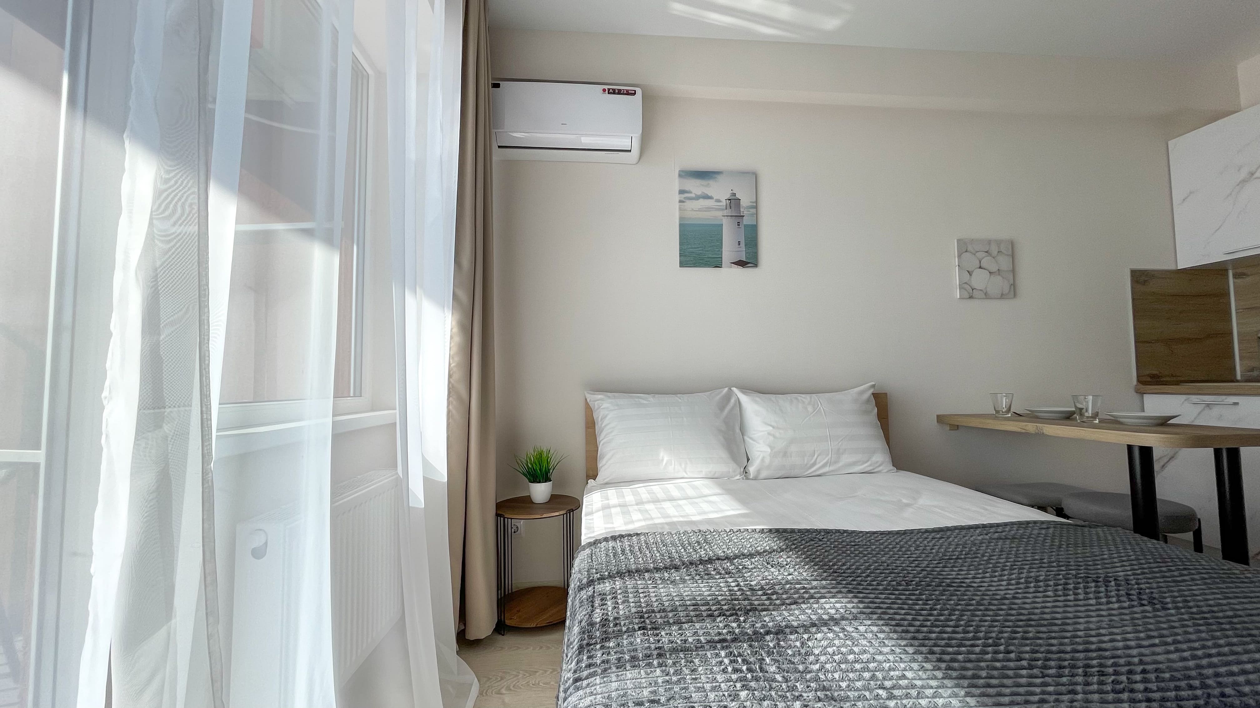 Апартаменты с балконом