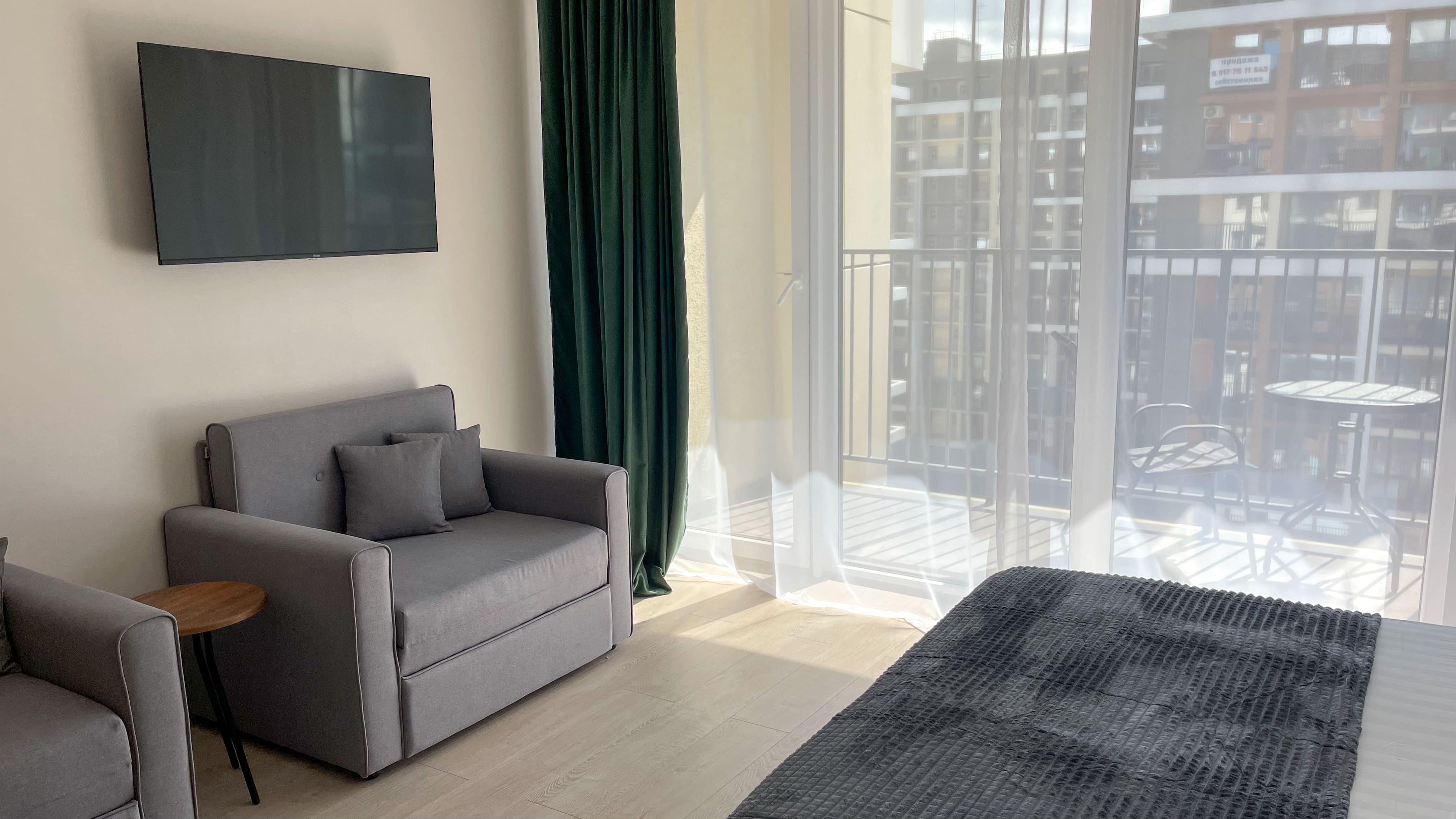 Апартаменты с балконом