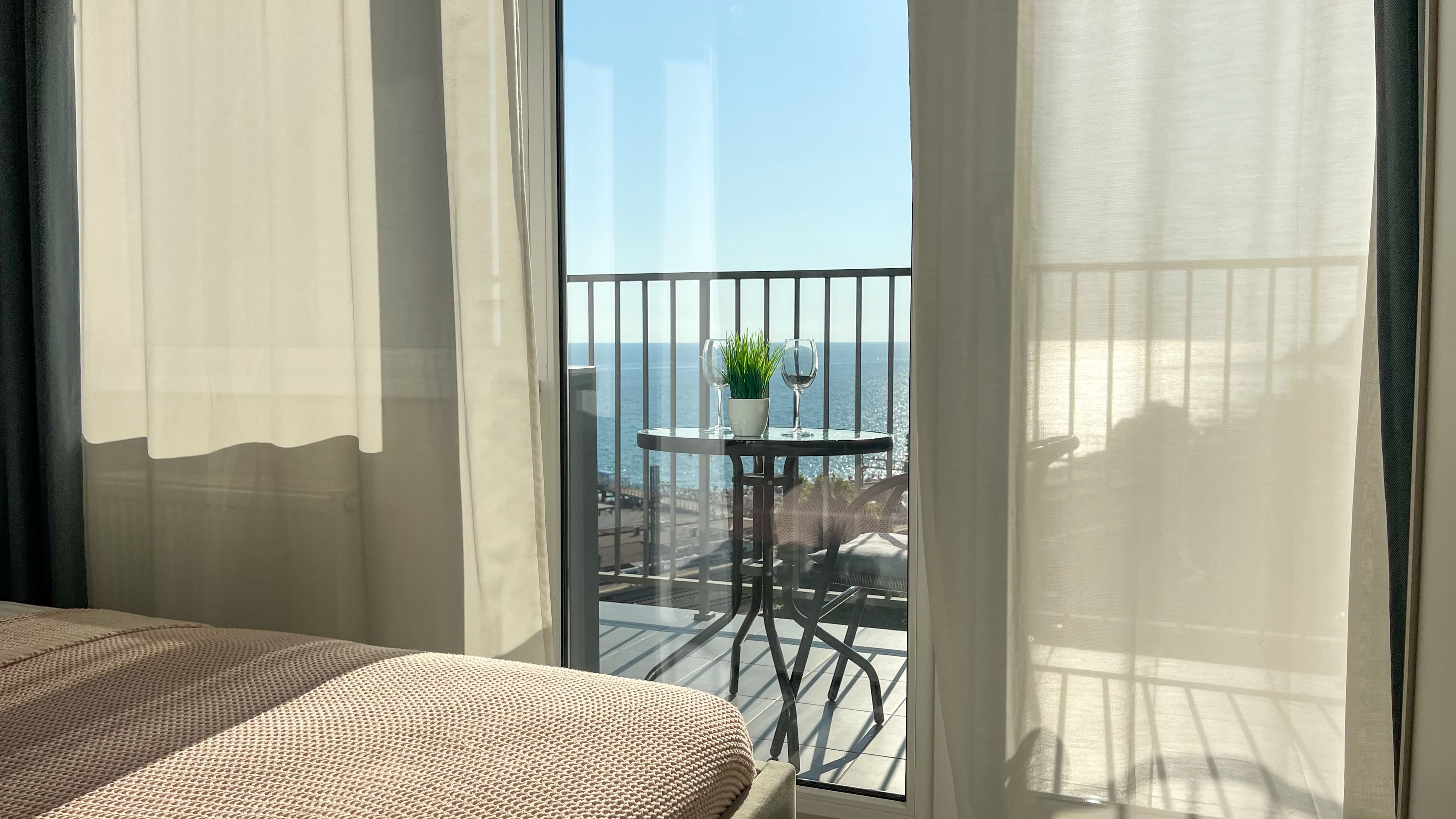 Апартаменты с балконом