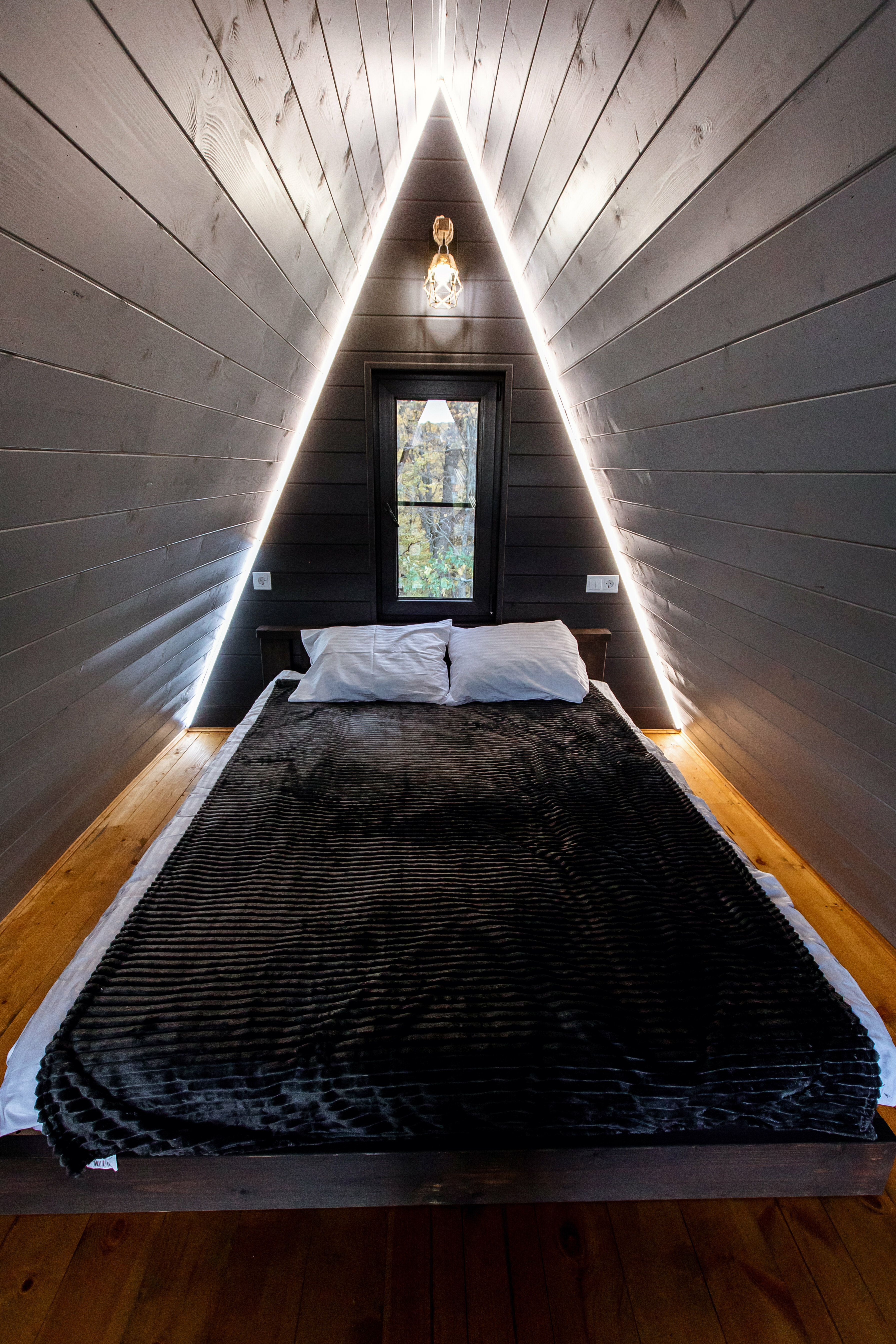 Двухуровневый четырехместный номер