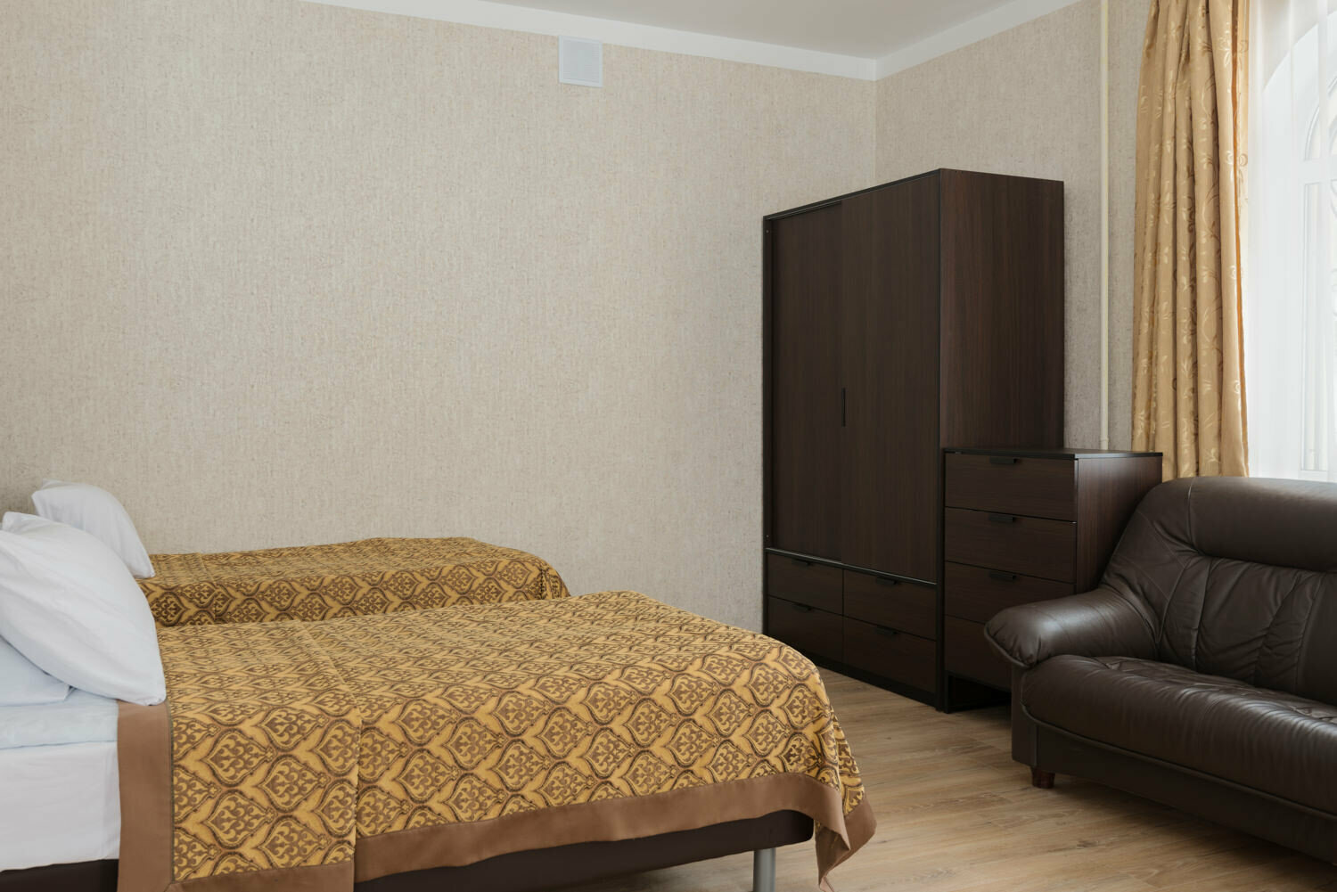 Стандартный четырехместный номер