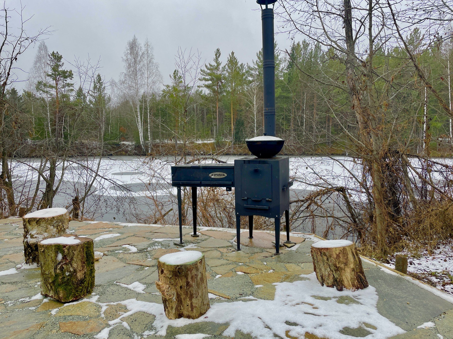Дом - баня с горячим чаном и выходом в реку