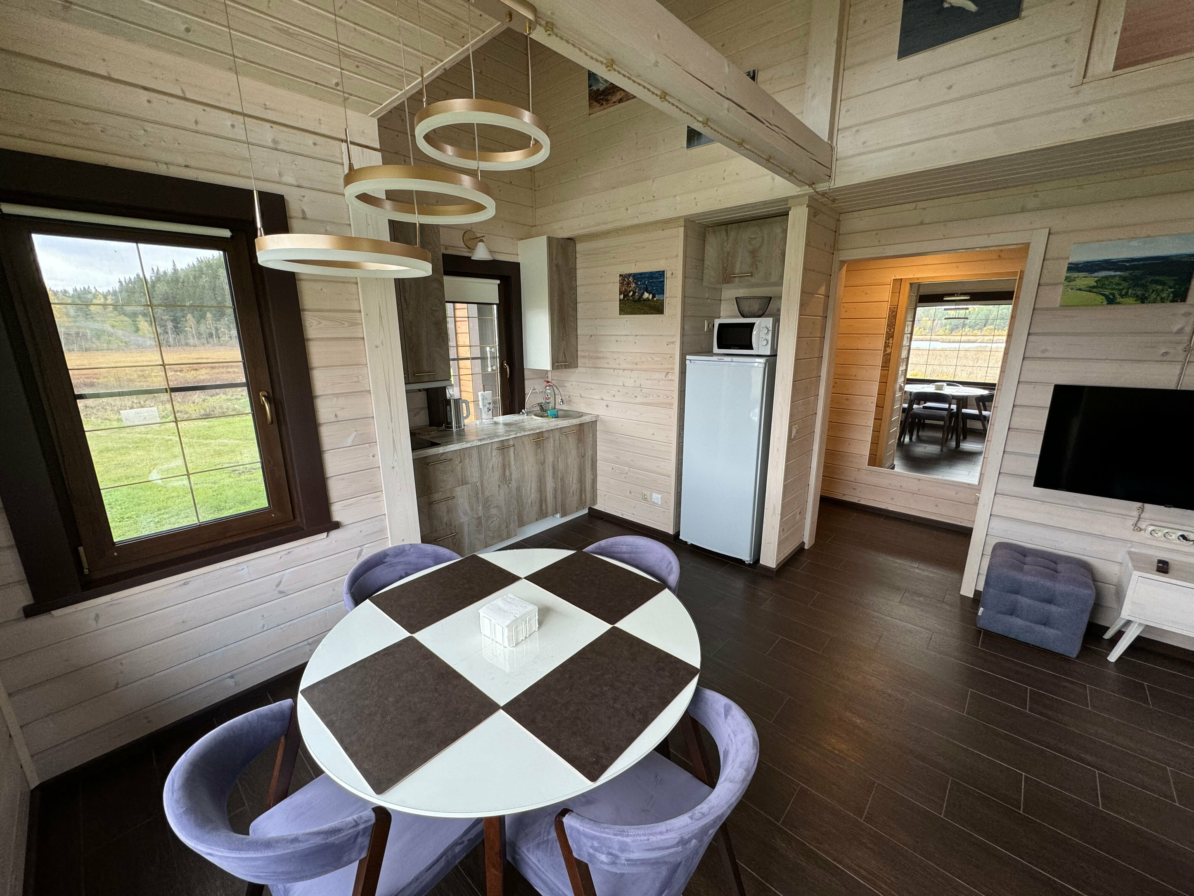 Коттедж с видом на озеро