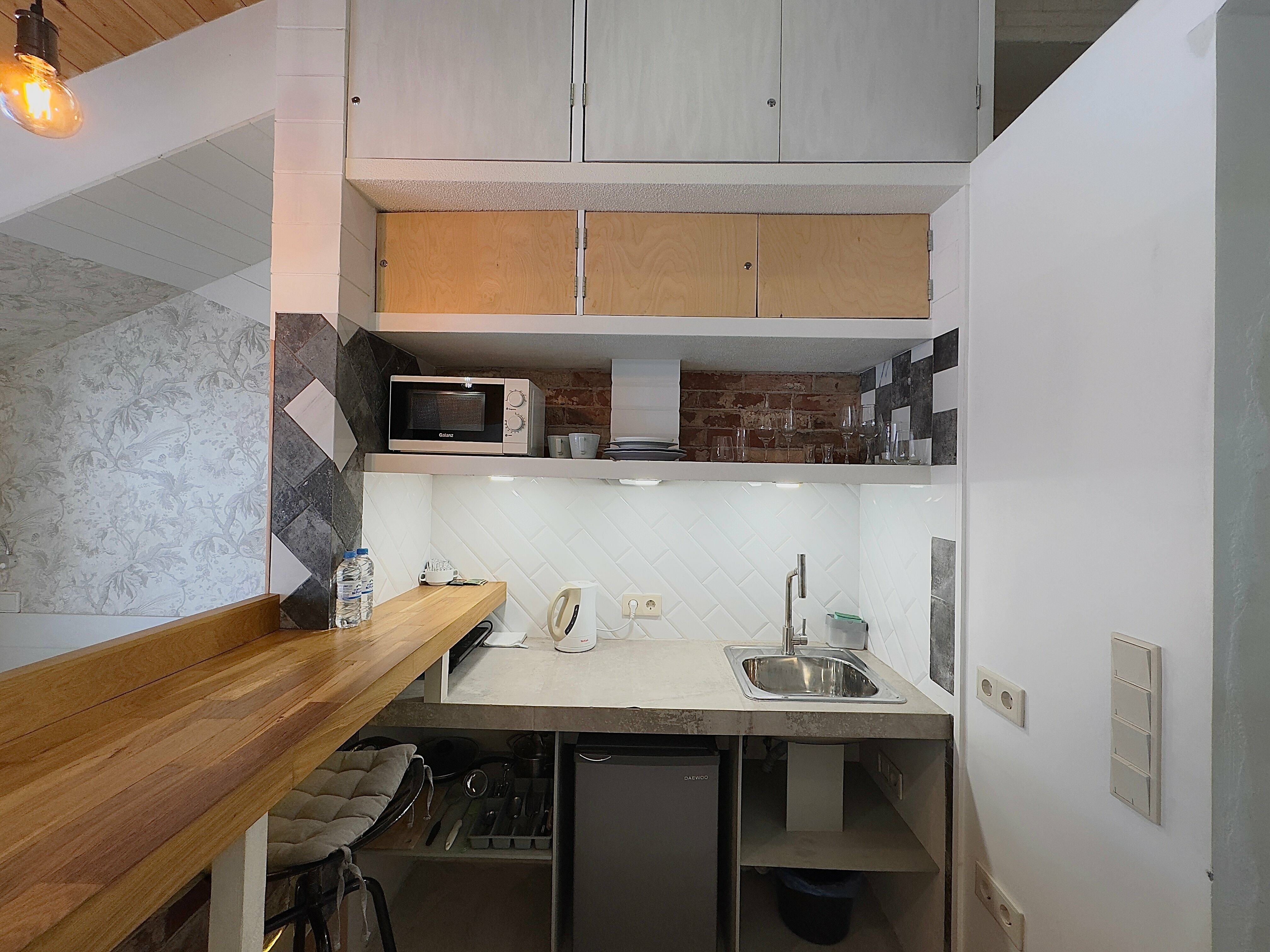 Трехместный номер с видом на горы