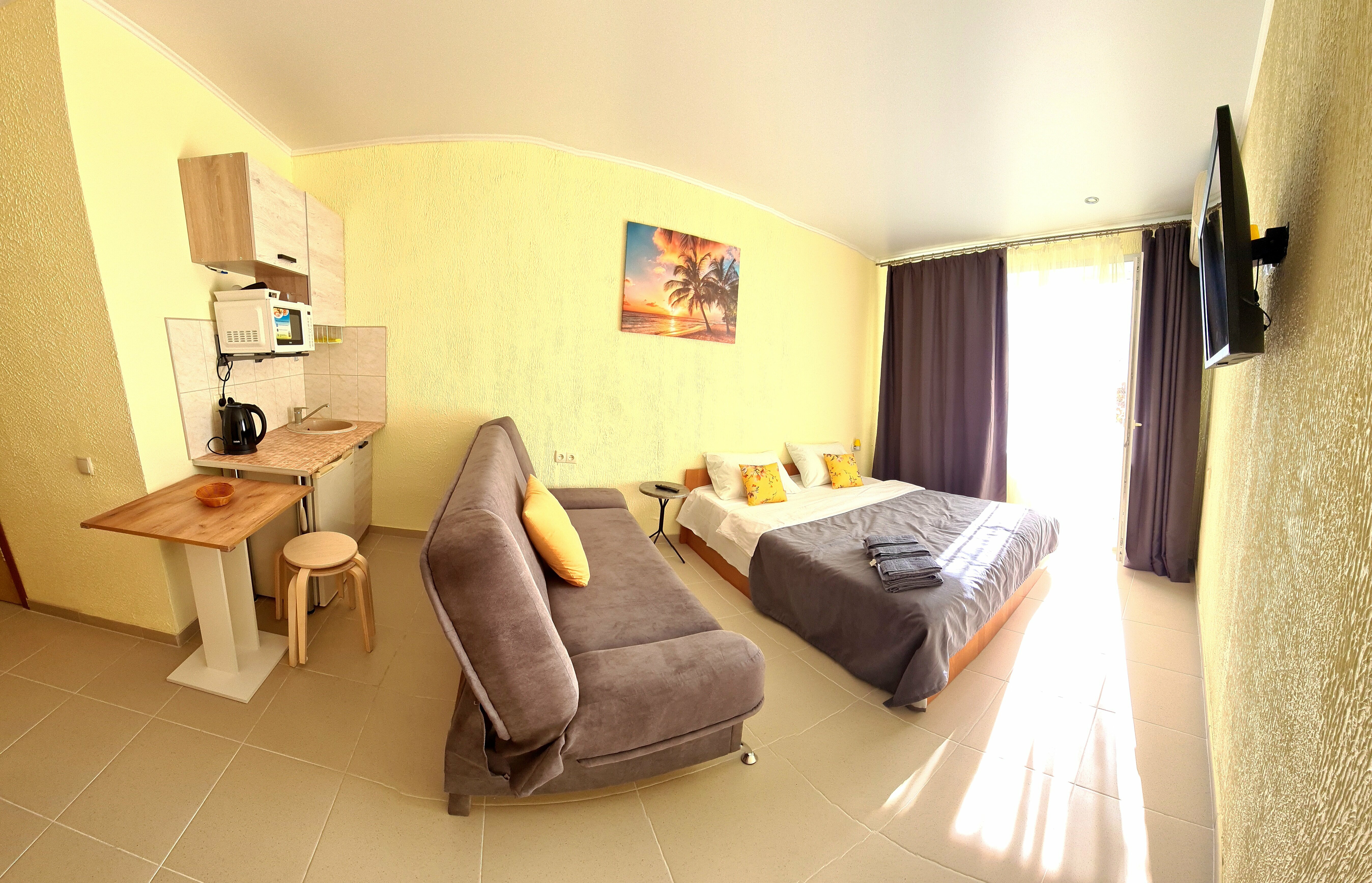 Четырехместный номер с видом на море