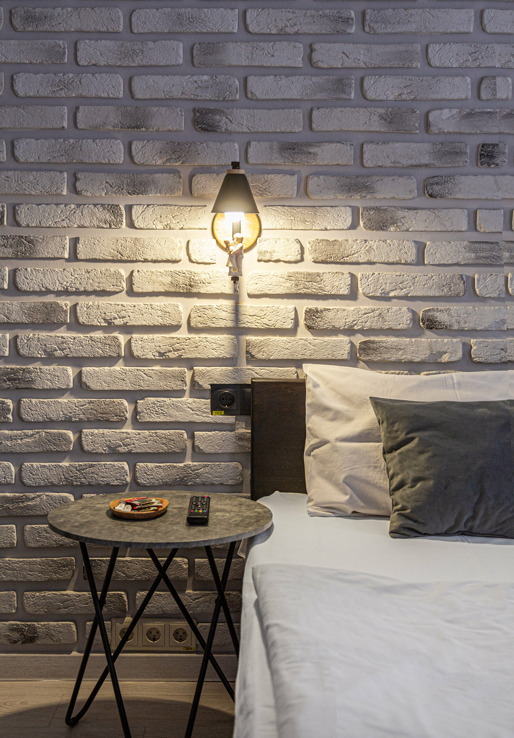 Cемейный номер с собственной ванной комнатой