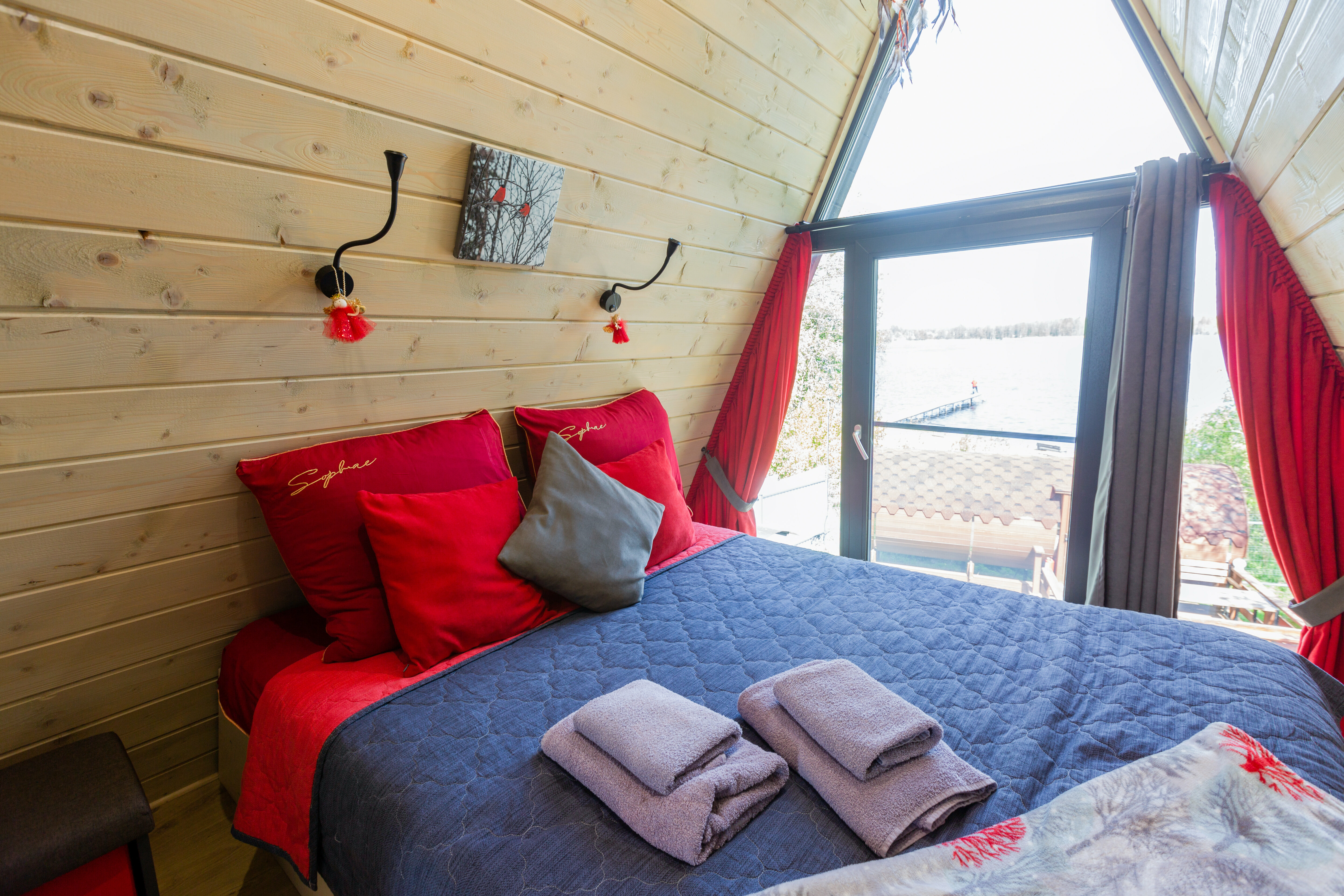 Коттедж Делюкс