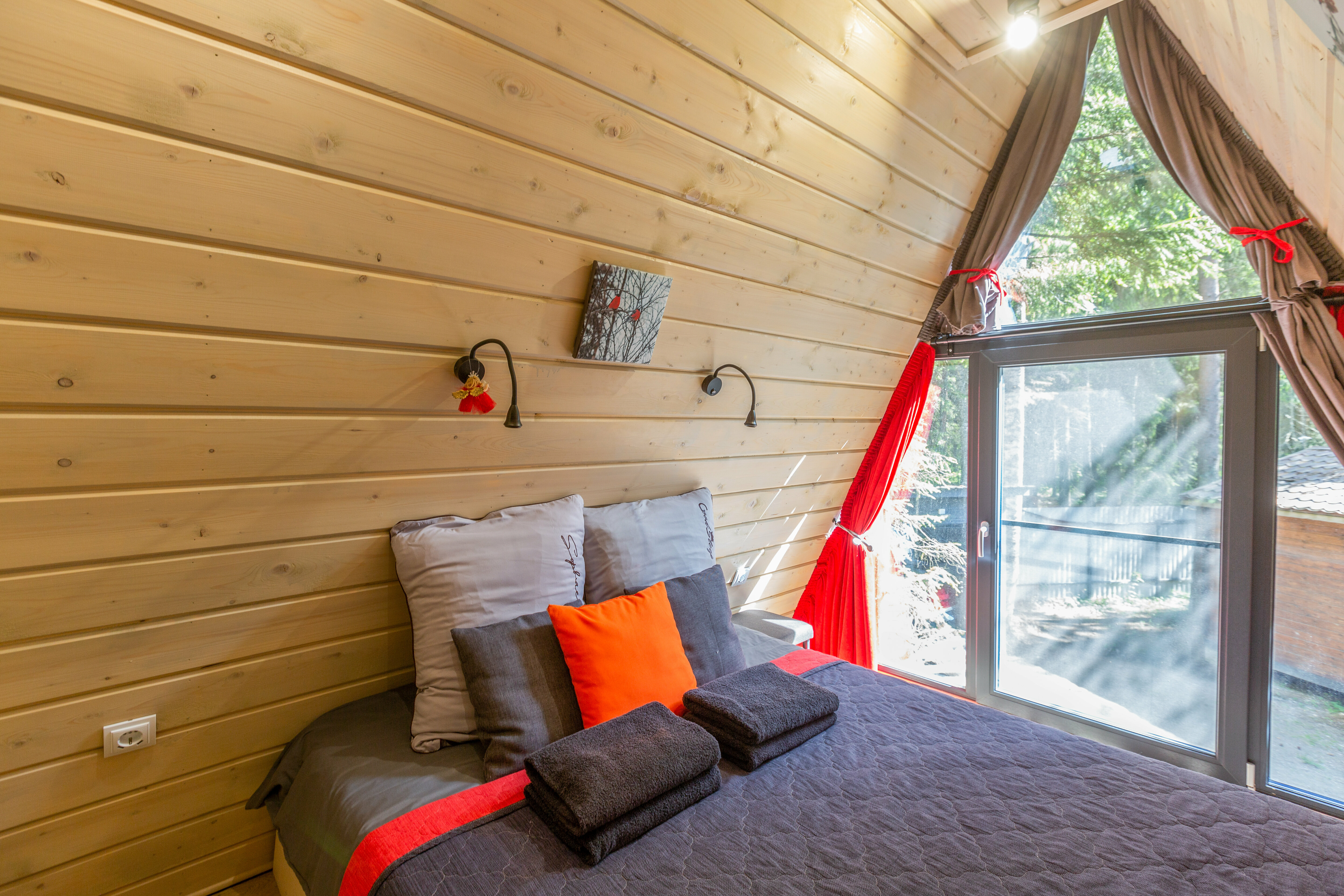 Коттедж Делюкс