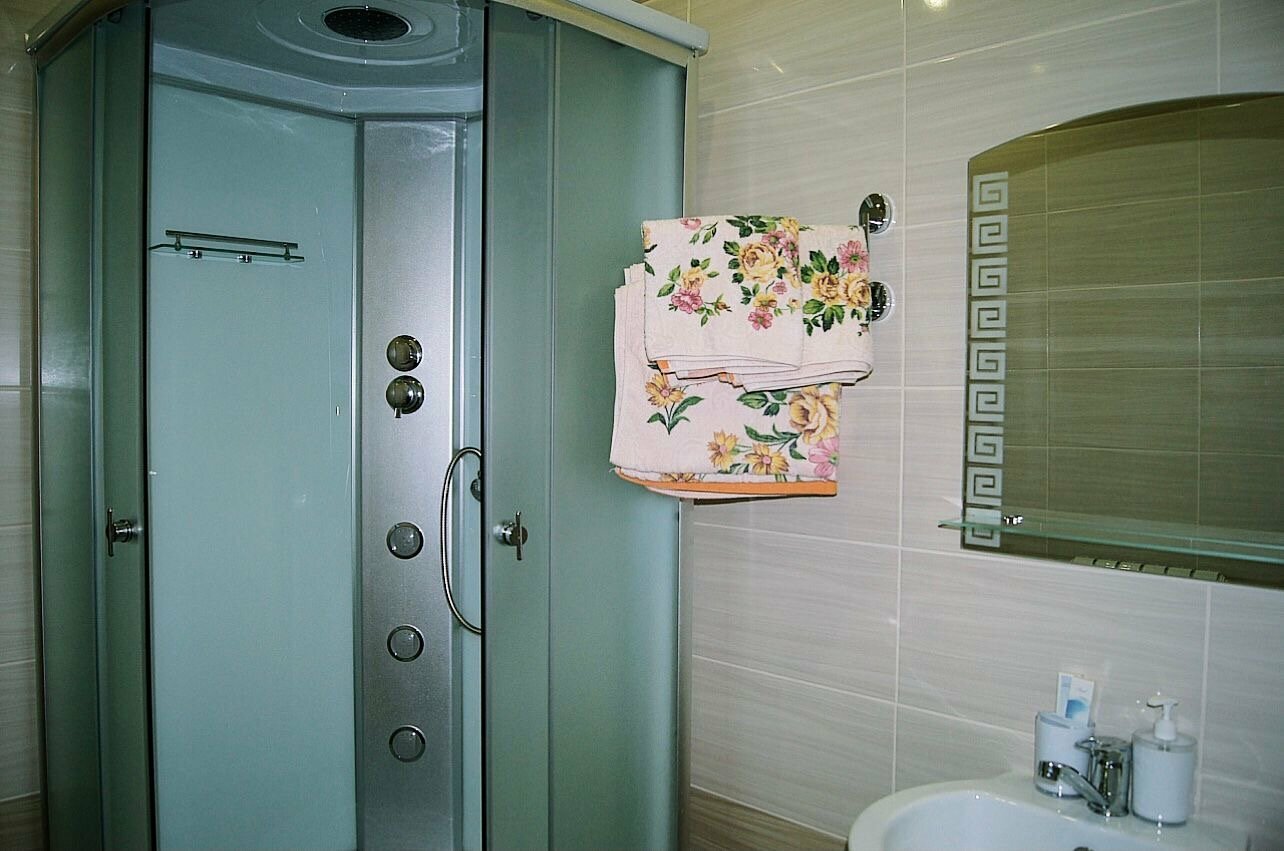 Улучшенный четырехместный номер