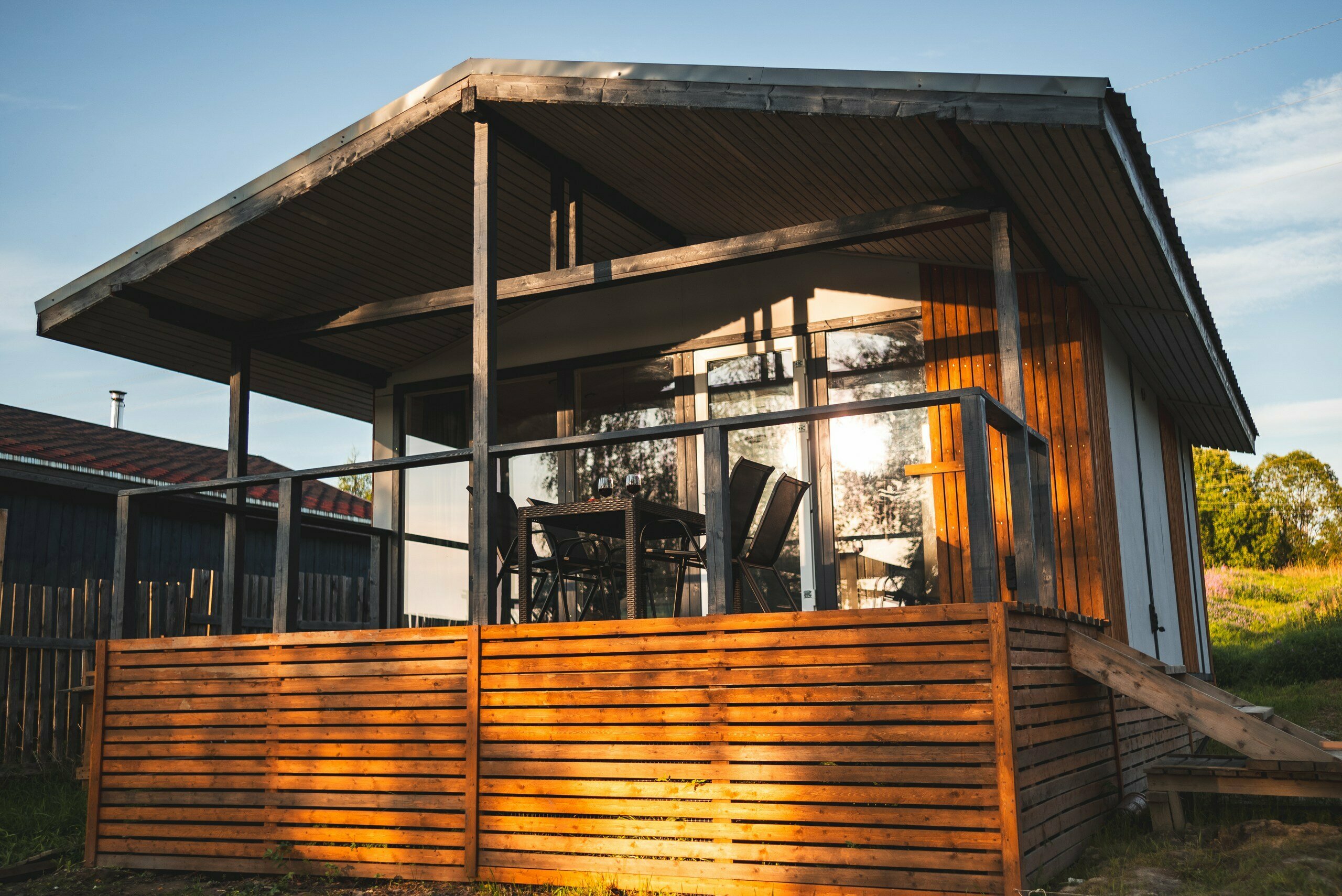 Дом с видом на озеро