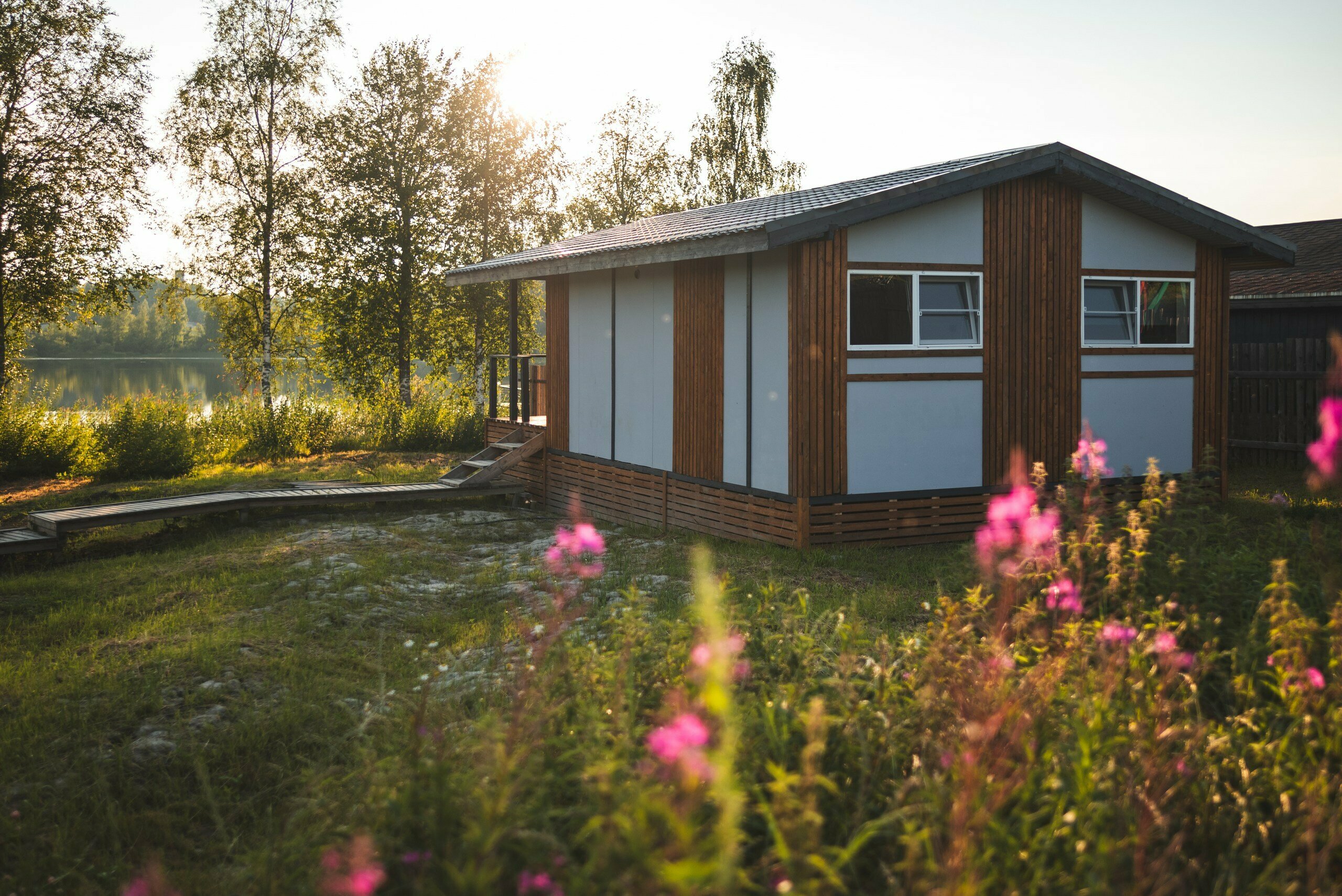 Дом с видом на озеро