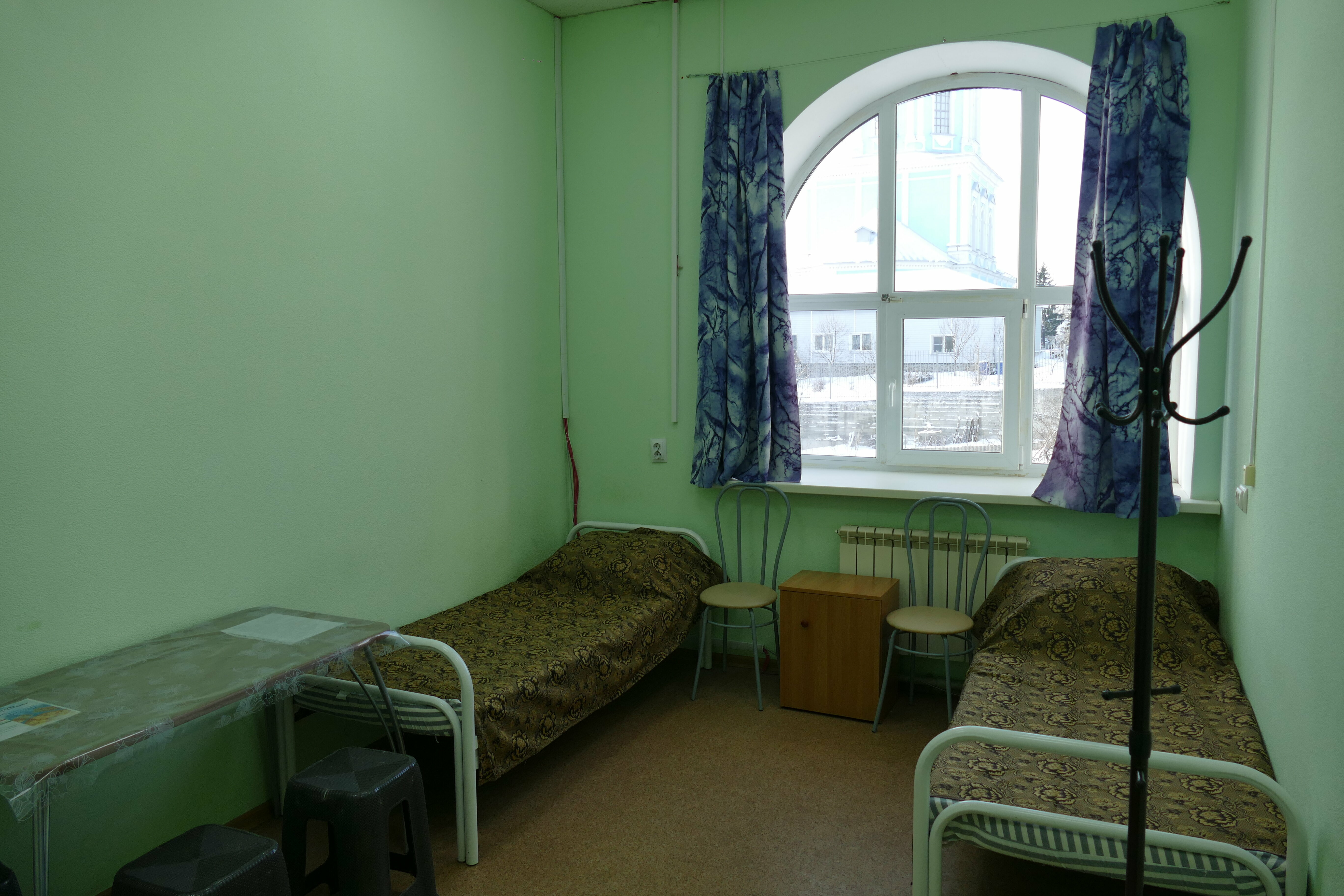 Семейный номер с общей ванной комнатой