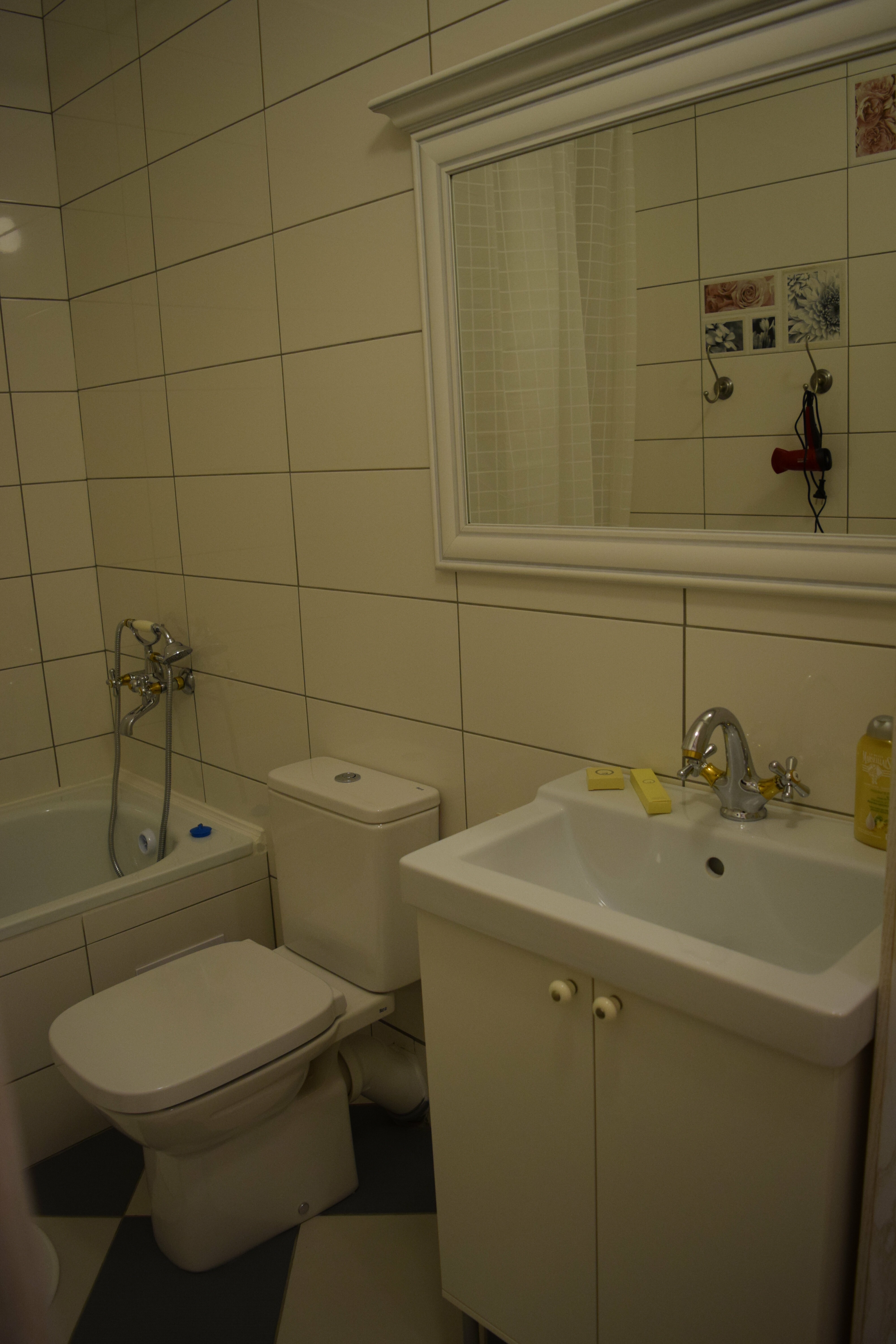 Небольшой двухместный номер с 1 кроватью