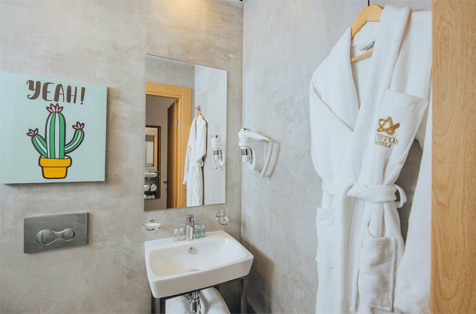 Deluxe TWIN (Делюкс номер с двумя односпальными кроватями)