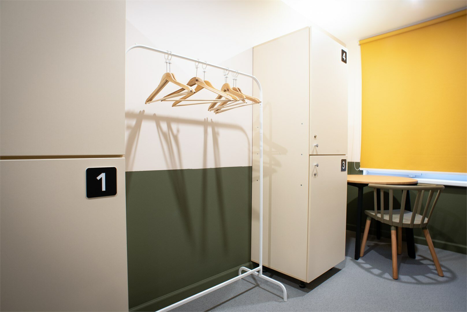 Кровать в женском общем 4-местном номере