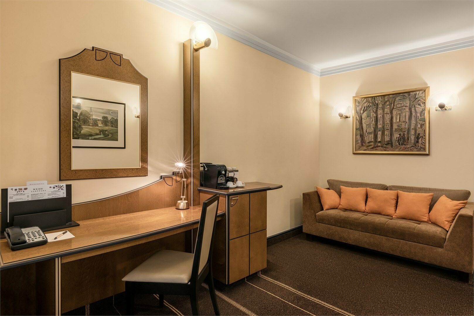 Классический полулюкс с панорамным видом с одной большой кроватью