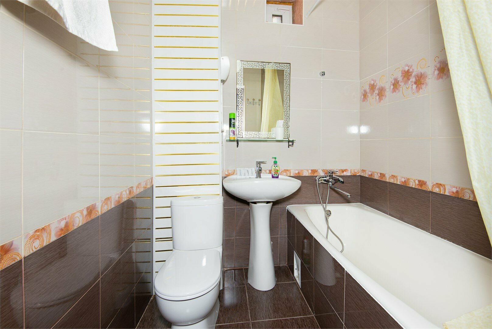 Улучшенный Делюкс с 2-мя кроватями 404