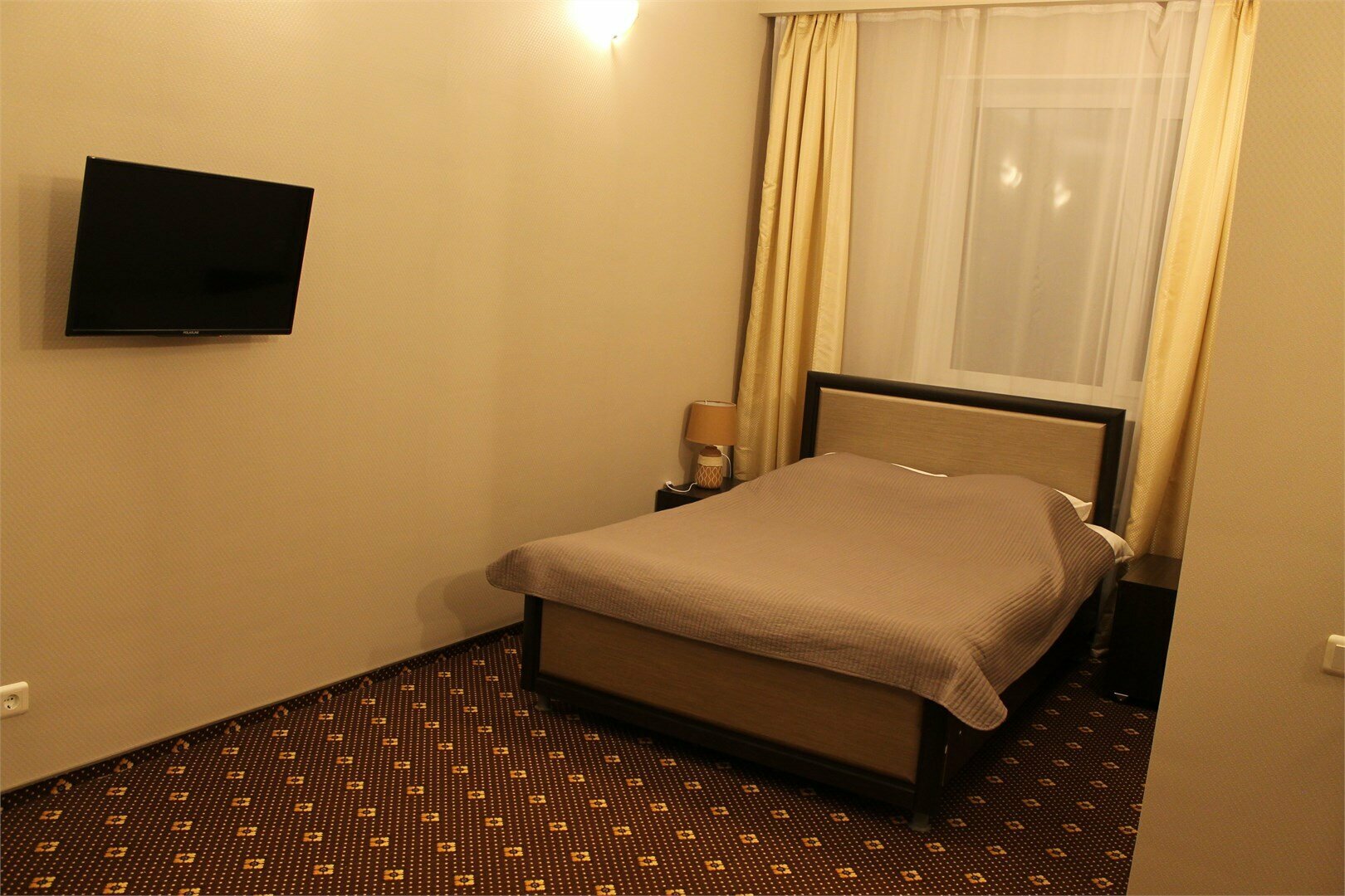 Номер Делюкс