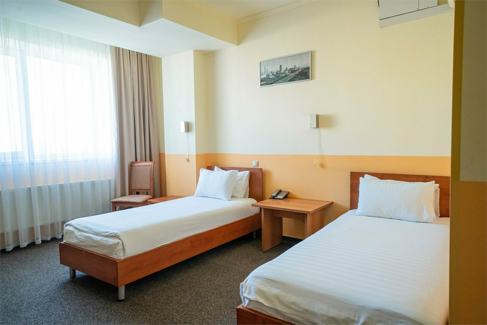 Стандарт с двумя односпальными кроватями