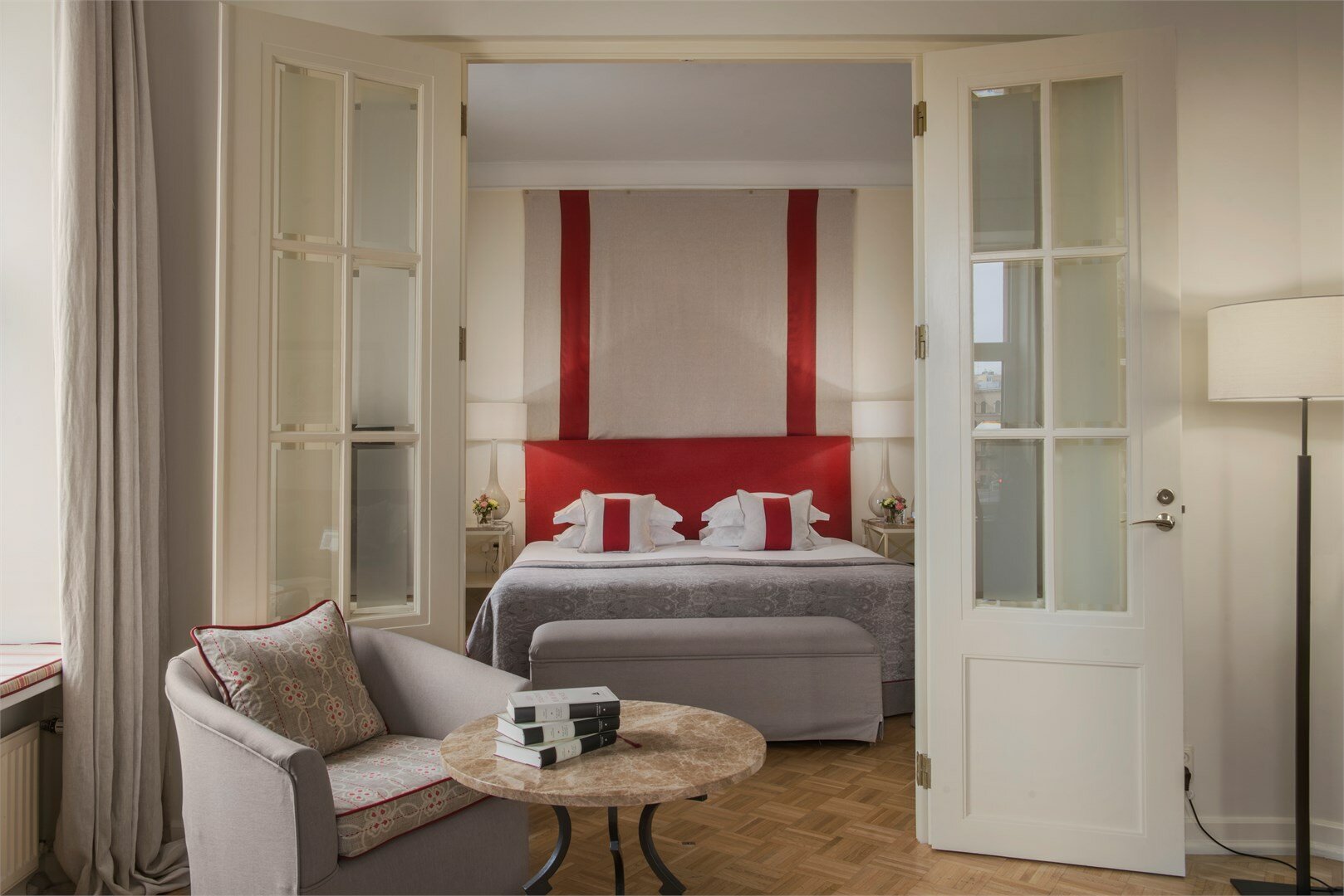 Люкс с видом на собор