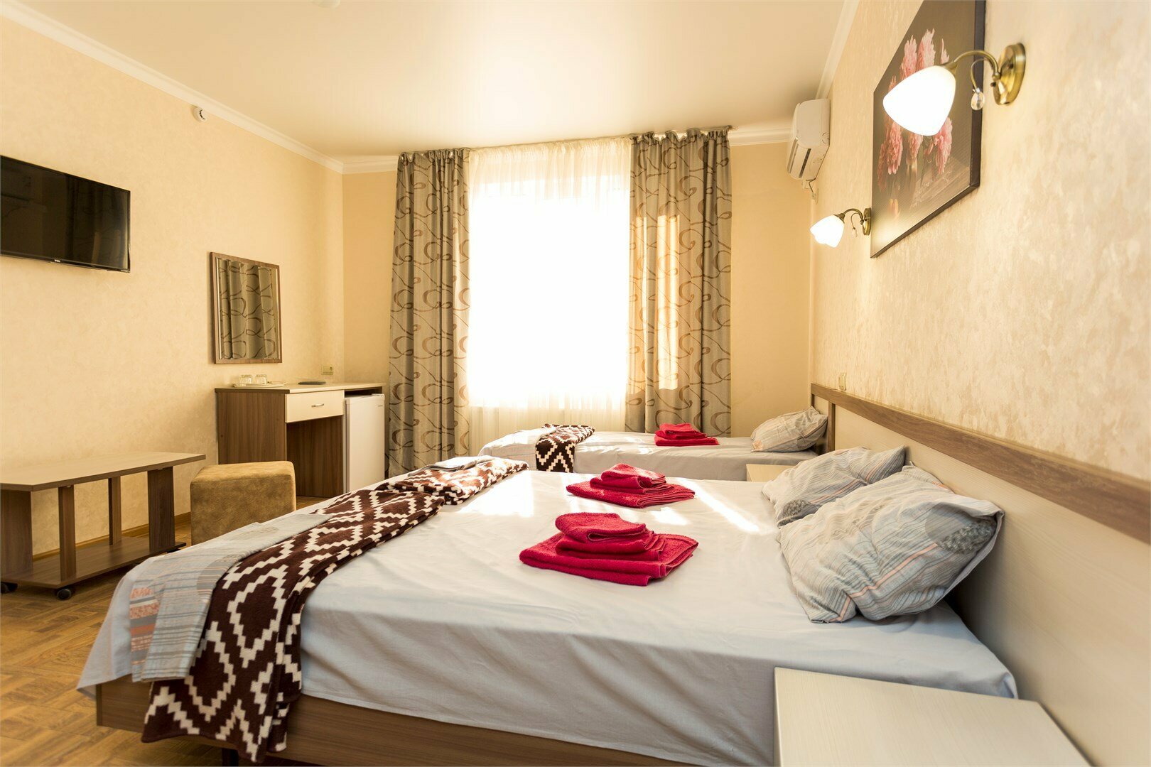 Трехместный номер без балкона