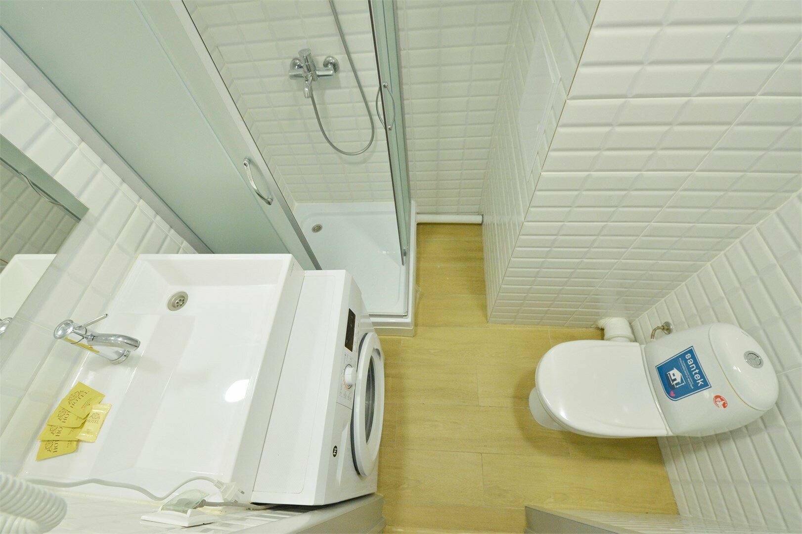 Мансарда с 2-мя раздельными односпальными кроватями