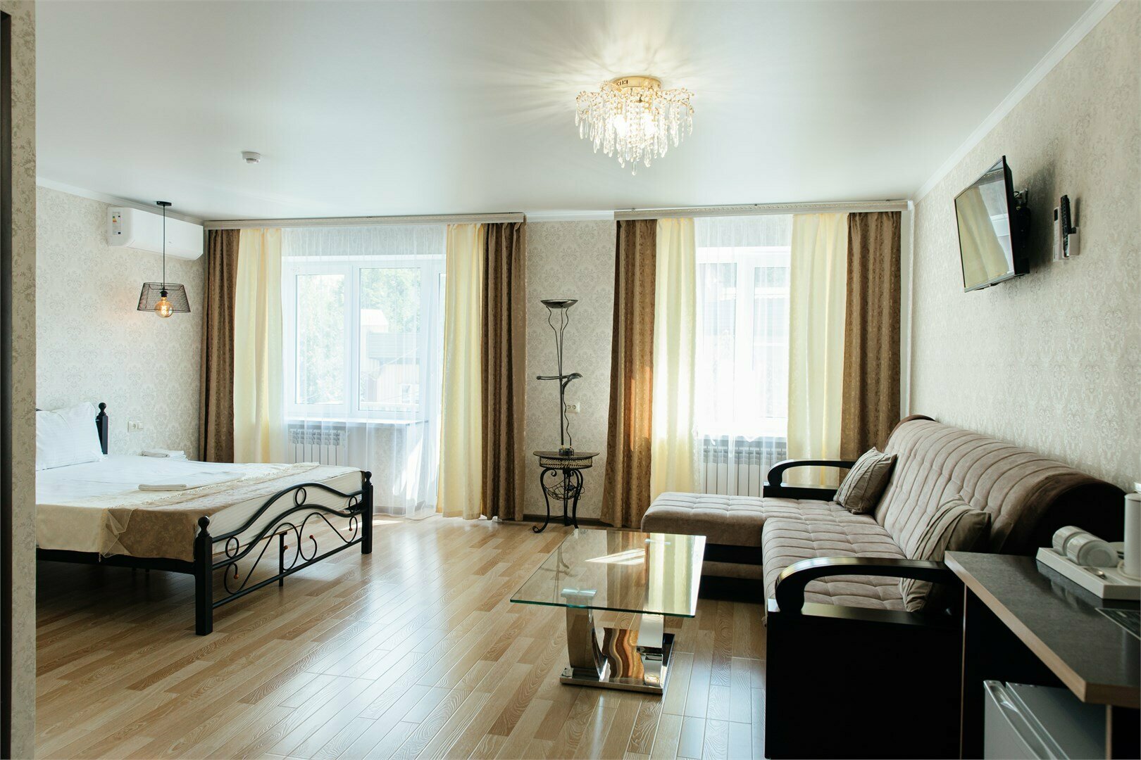 4х местный номер с 2-спальной кроватью+диван раскладной