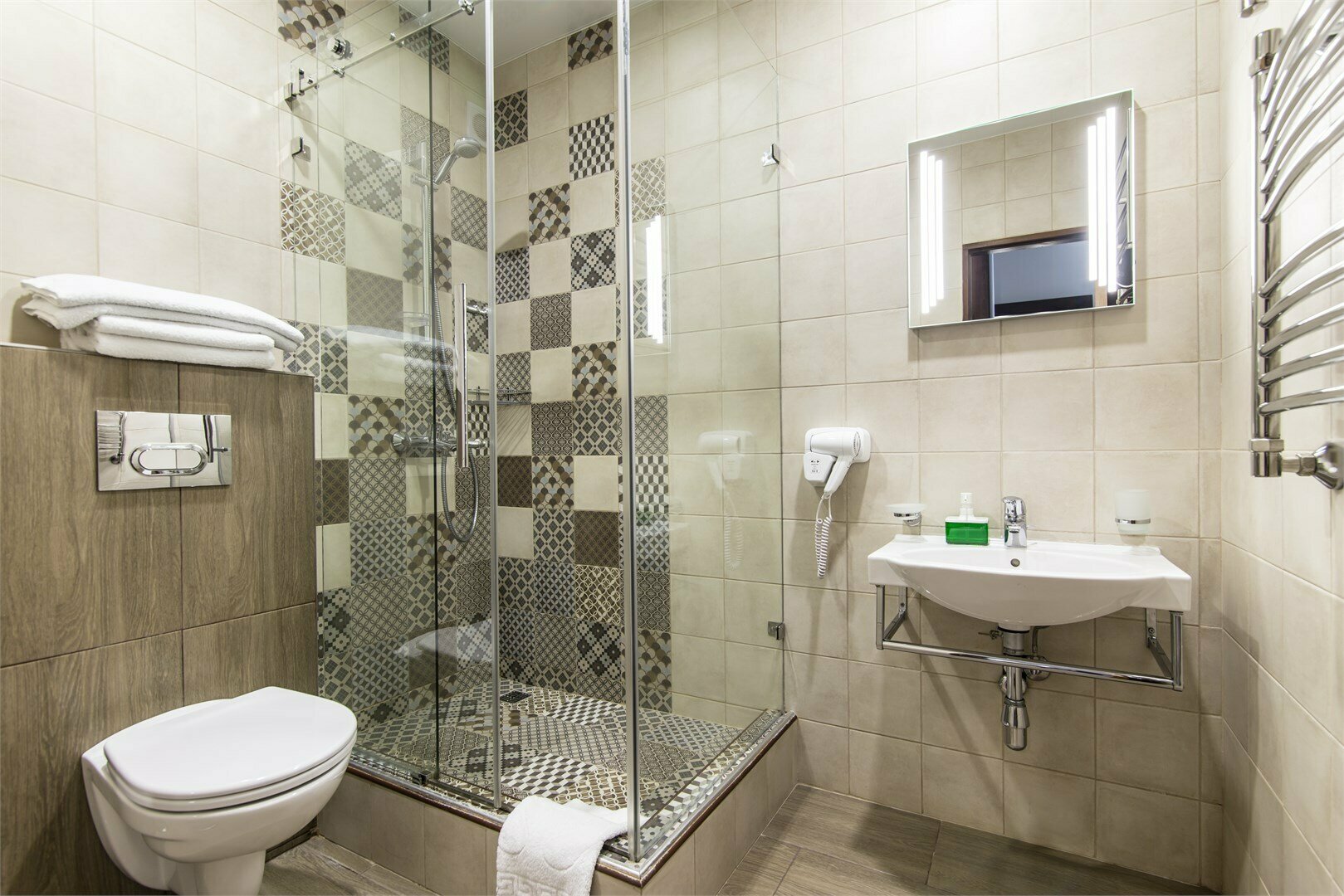 Семейный номер с видом на горы