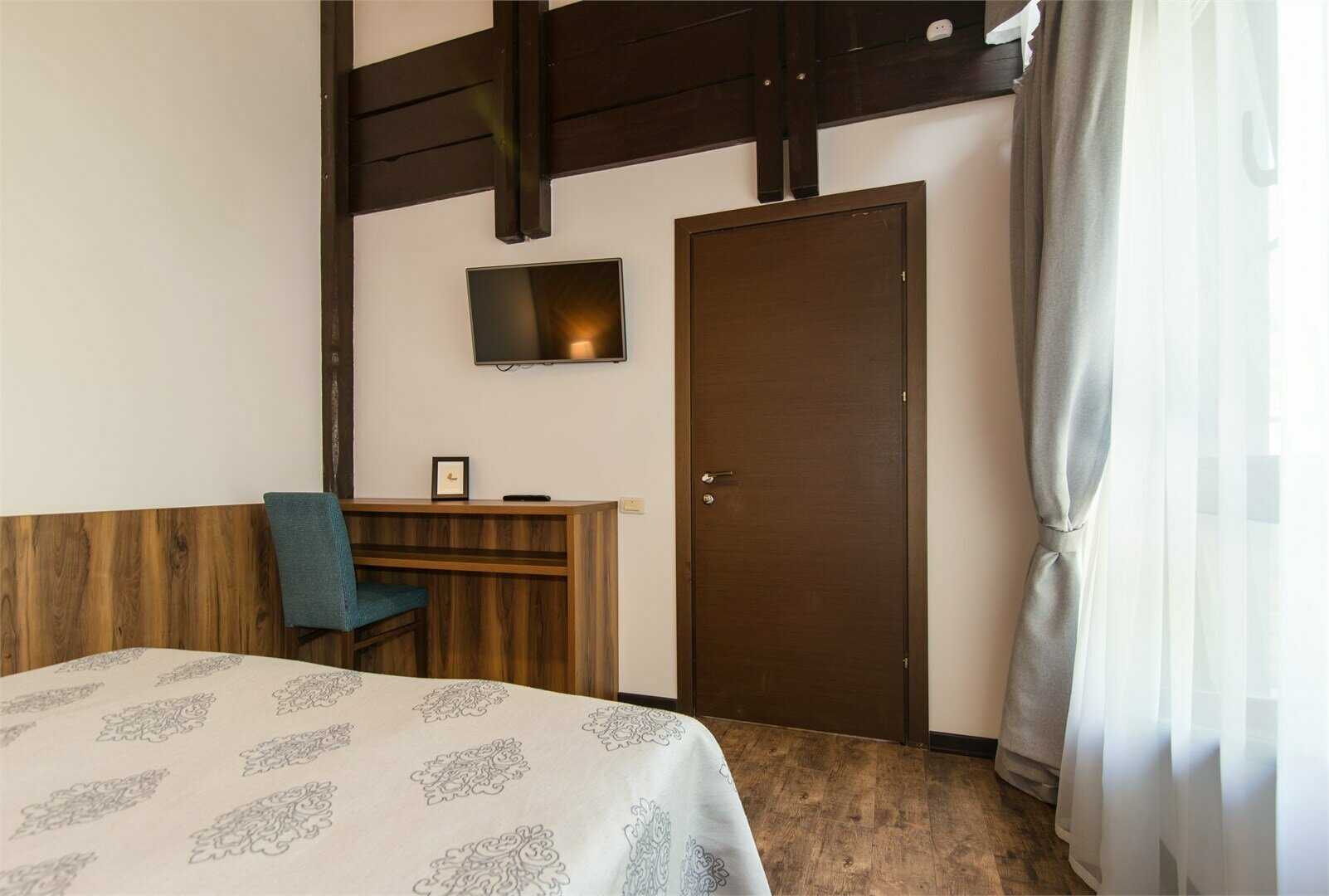 Номер Делюкс