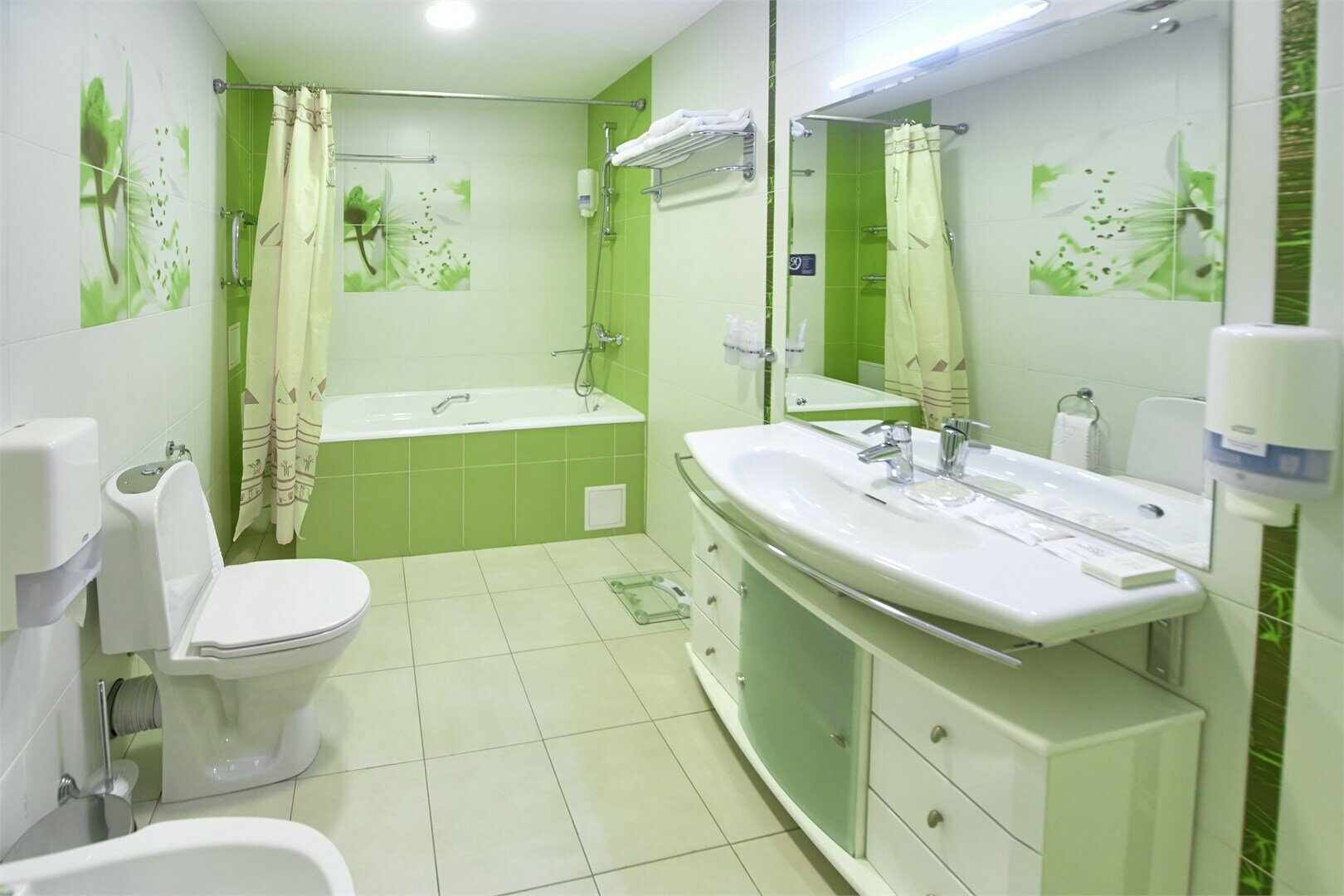 Улучшенный двухместный номер с 1 кроватью