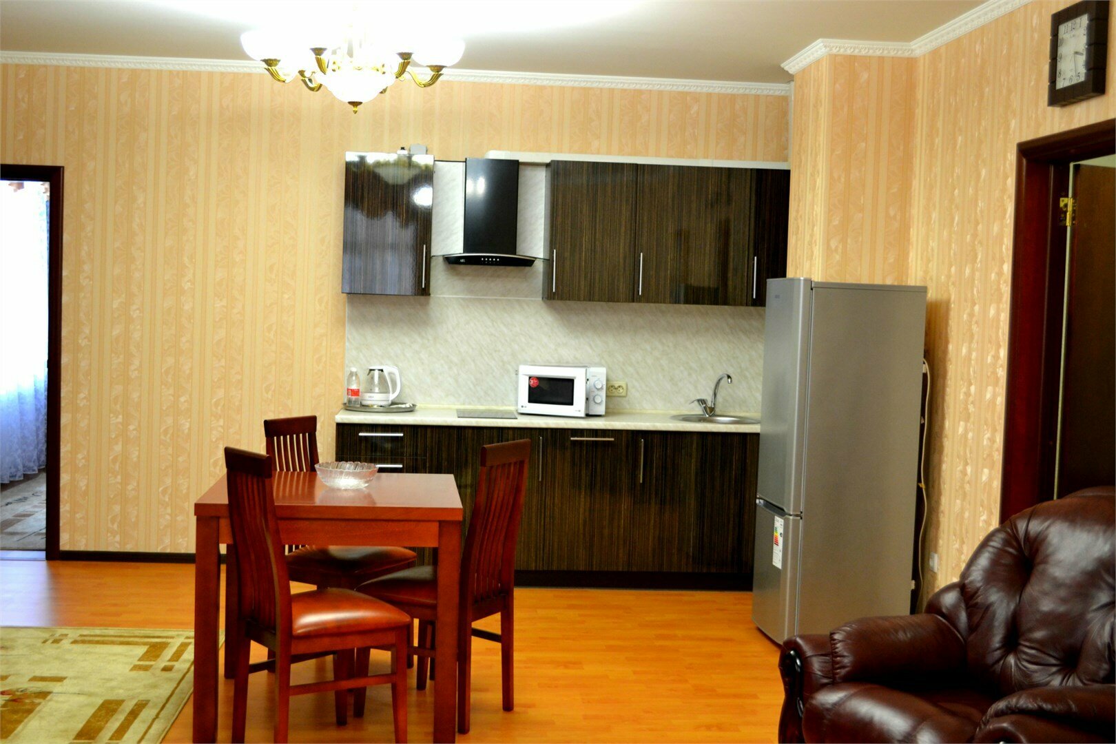 Апартамент 3-комнатный