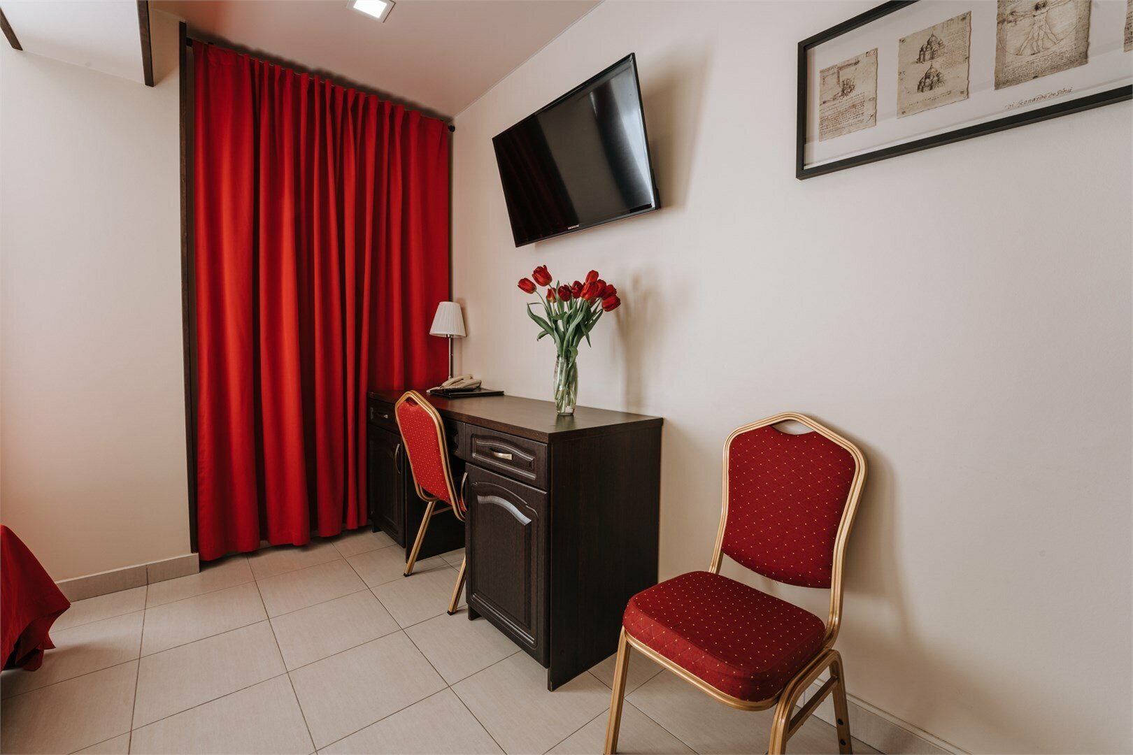 Стандартный номер с 1 двуспальной кроватью