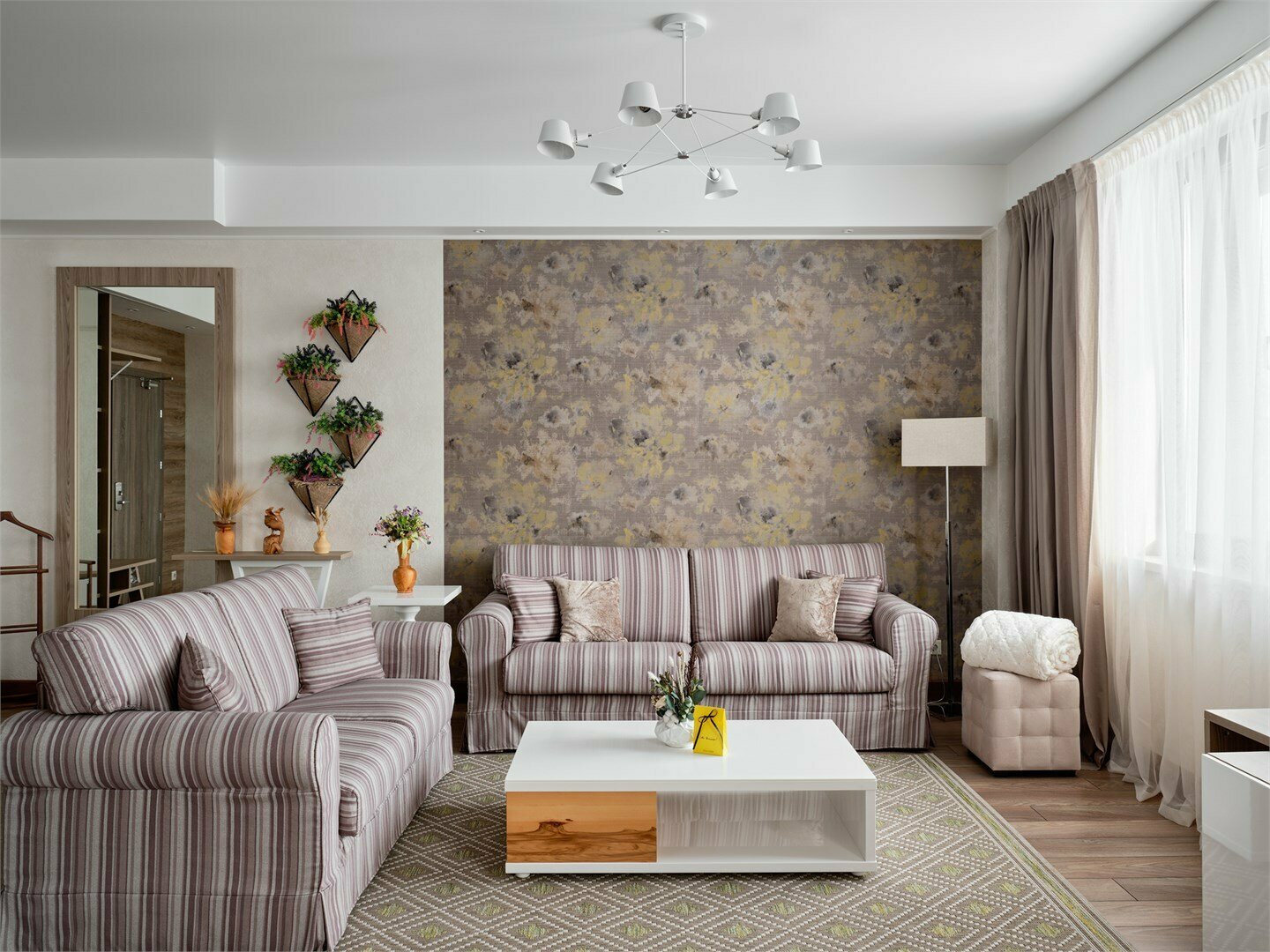 Студия (2 этаж, без балкона)