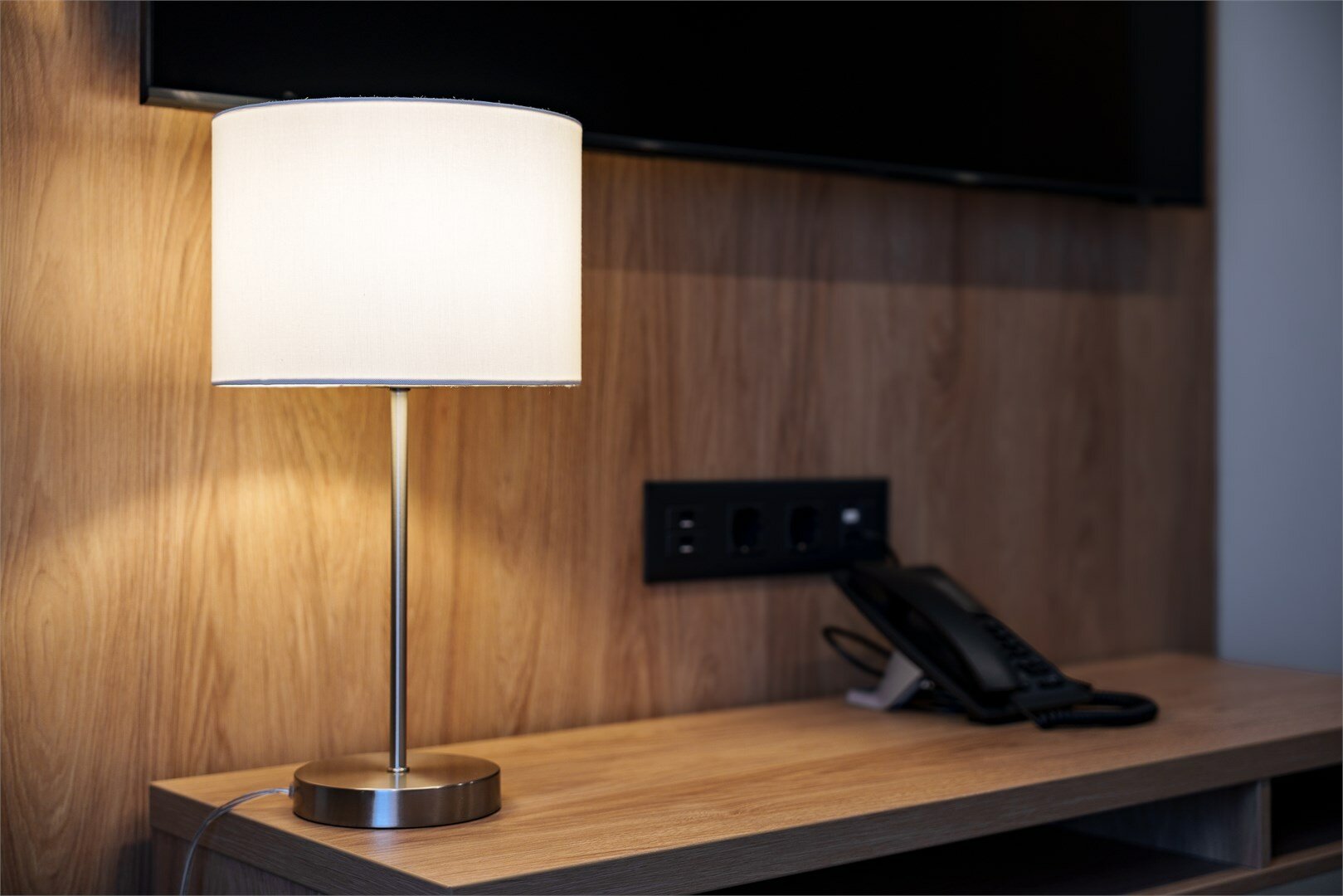 Стандартный номер с видом на реку c двуспальной кроватью