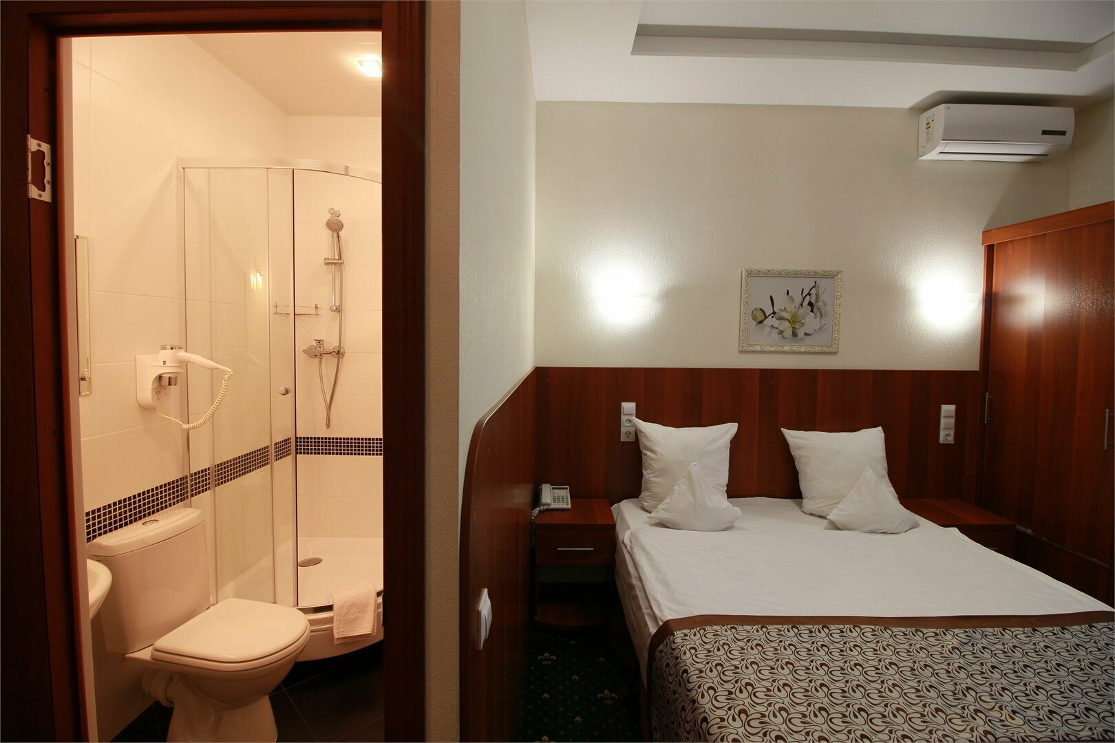 Улучшенный двухместный номер с 1 кроватью