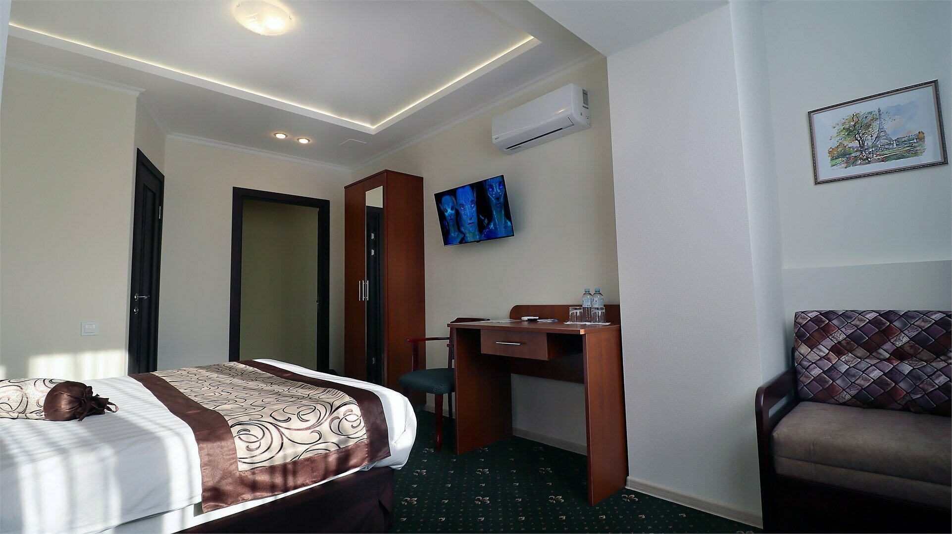 Улучшенный Комфорт Двухместный номер с двуспальной кроватью. Размещение с питомцами не допустимо