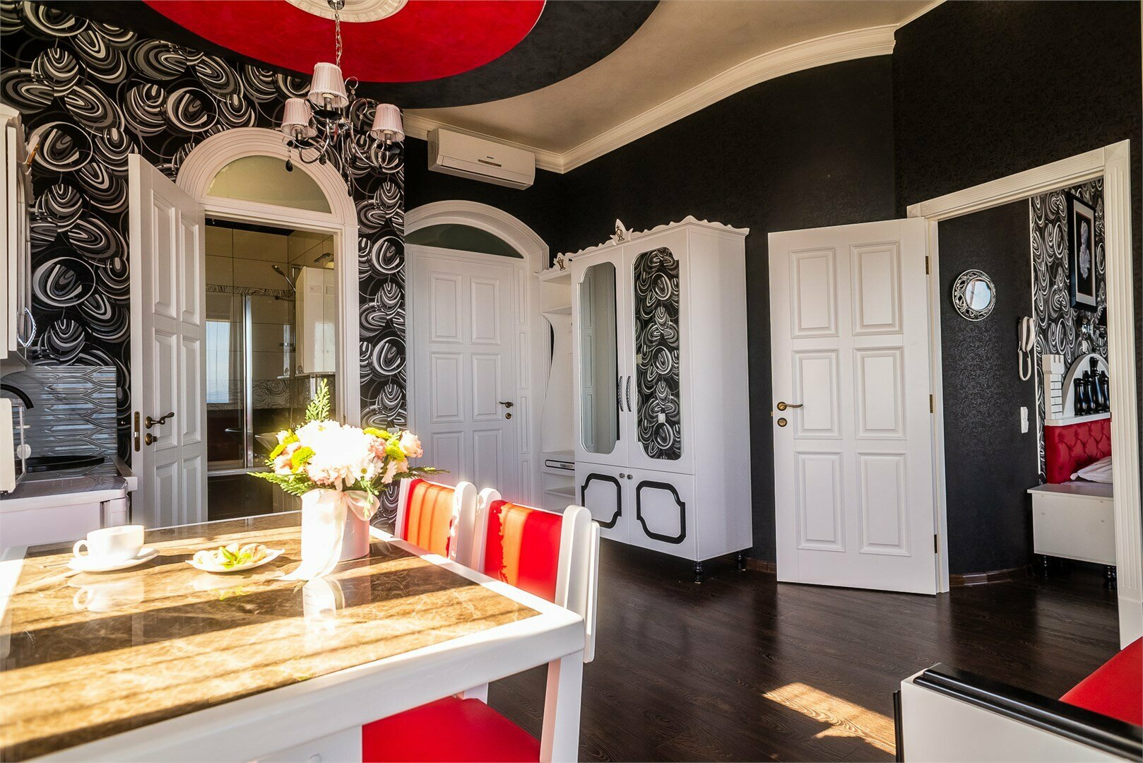 Фортуна -  Двухкомнатная четырехместная  студия с балконом и видом на море