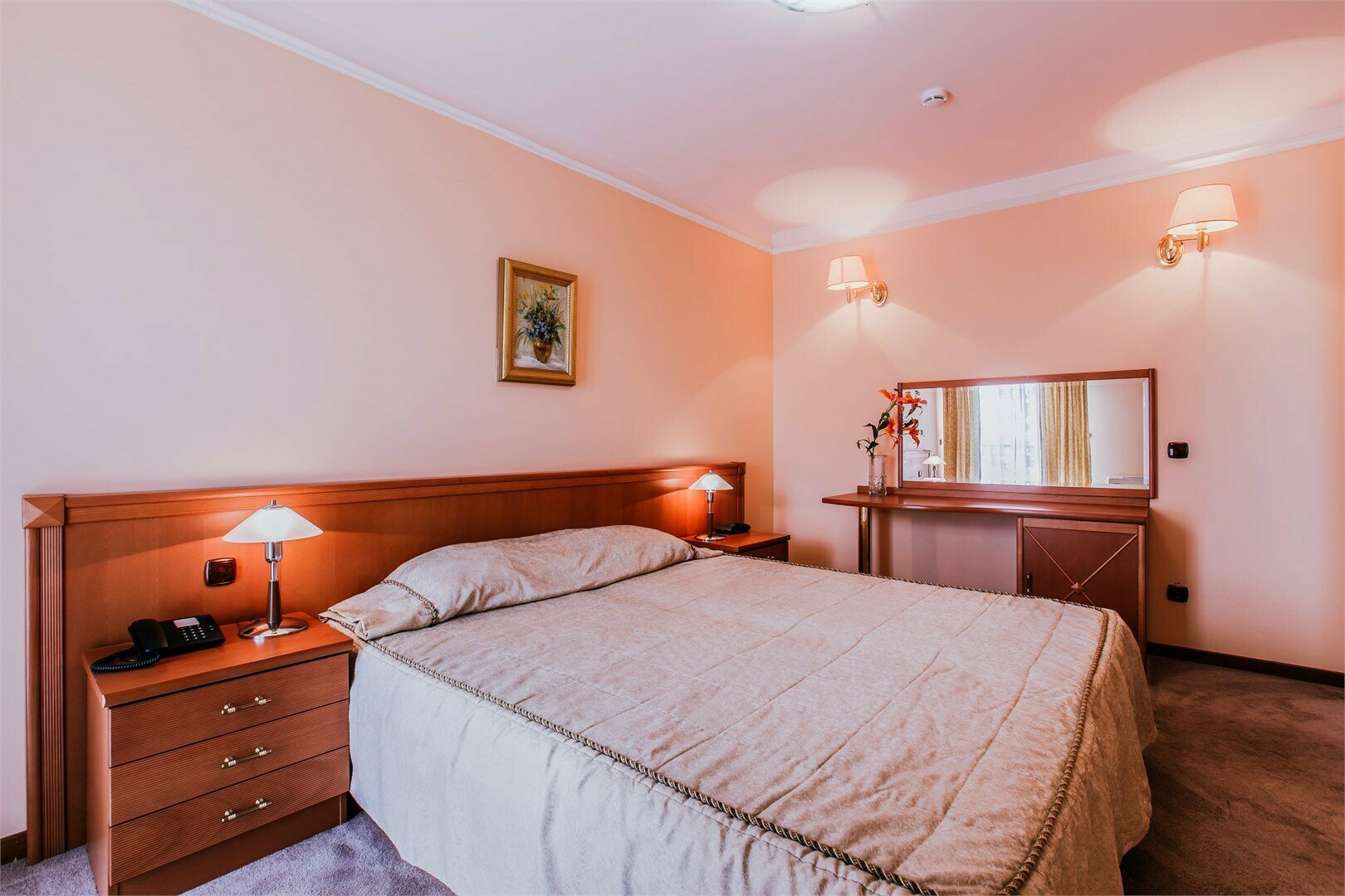 Полулюкс DBL 2-комнатный 2-местный (1 или 2 корпус)