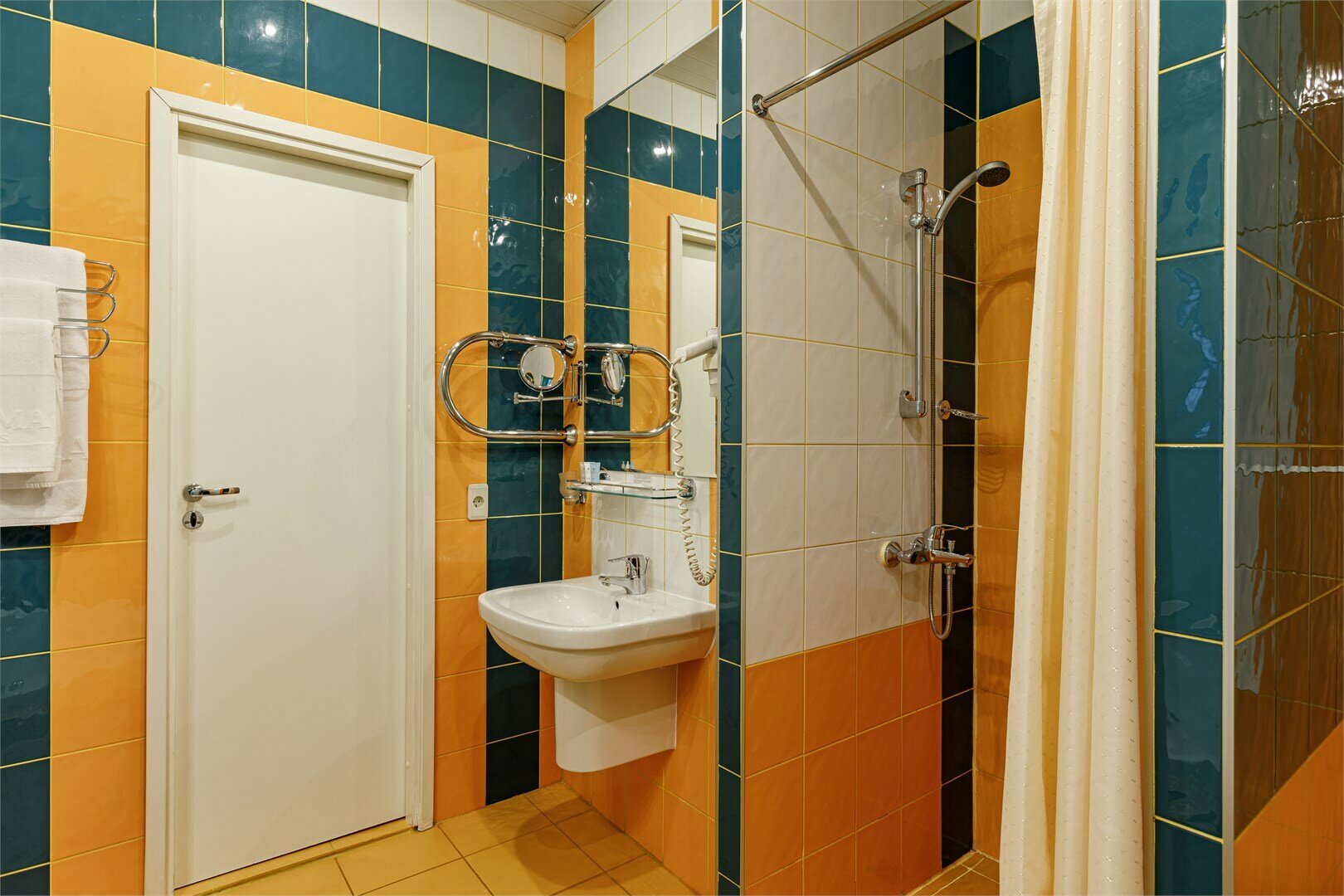 Люкс "Фисташковый"(Двухспальная кровать)