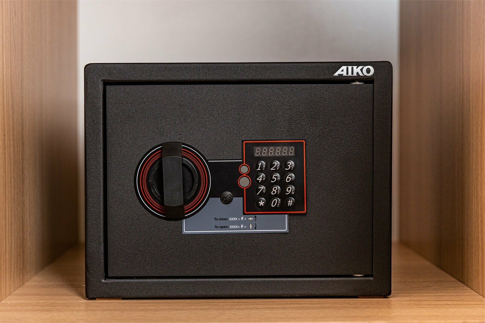 Номер "Люкс" (мини-бар включён)