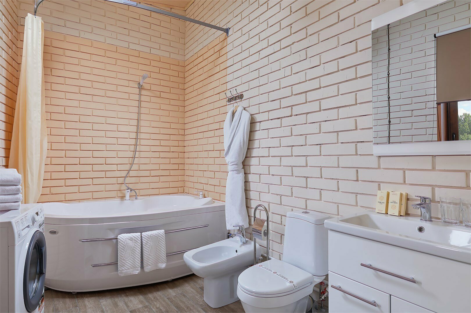 Апартаменты