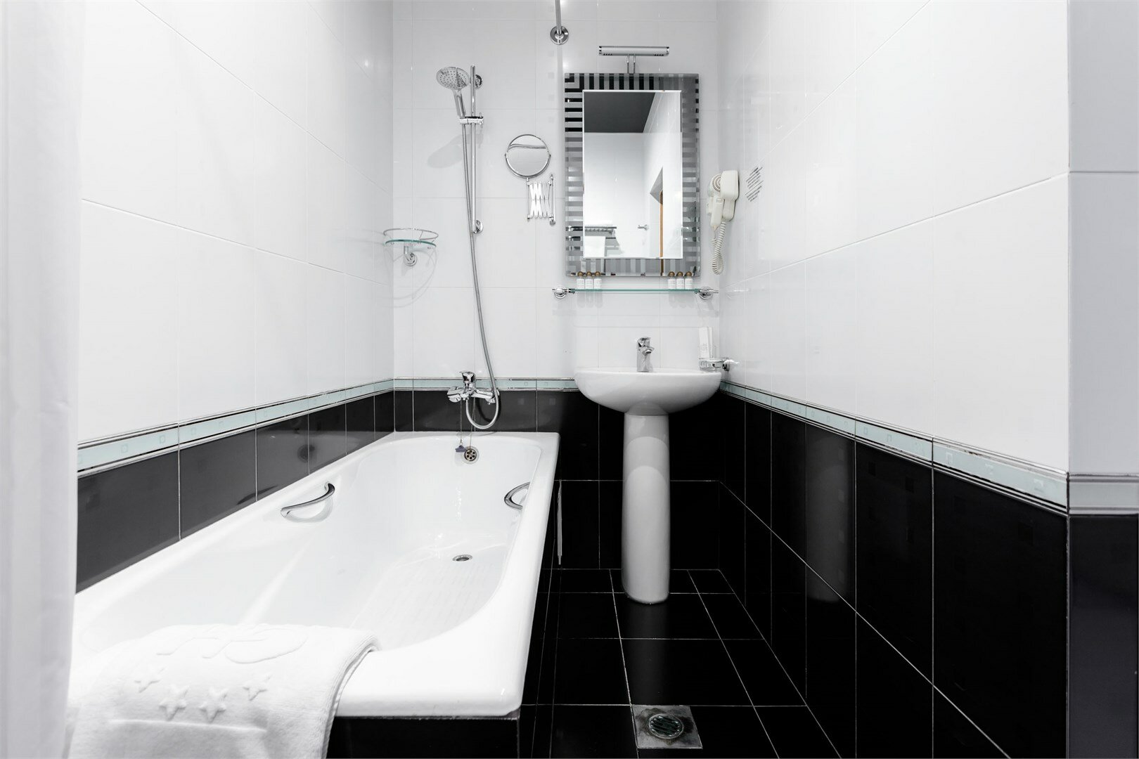 Улучшенный двухместный номер с 1 кроватью