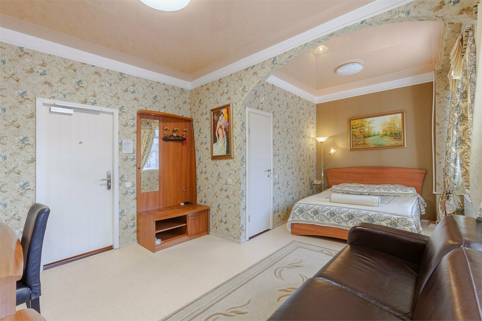 «Комфорт»  с двуспальной кроватью