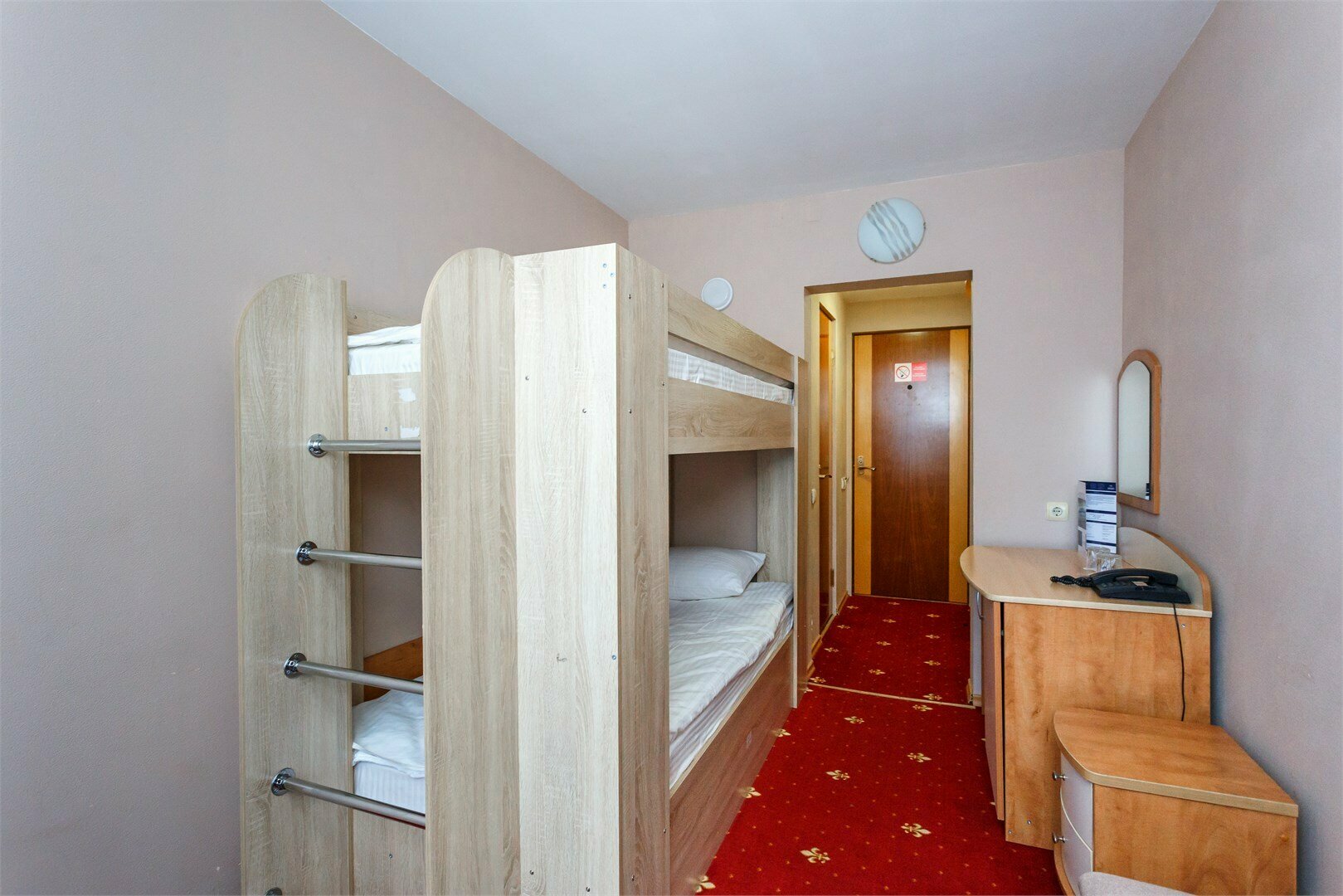 Эконом 3-местный