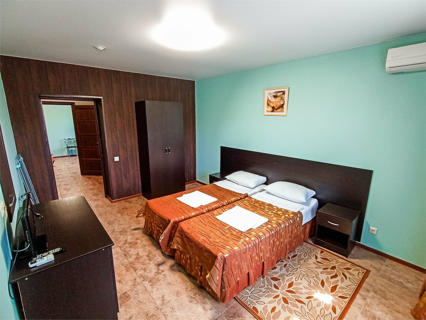 Улучшенный 4-х местный 2-комнатный номер