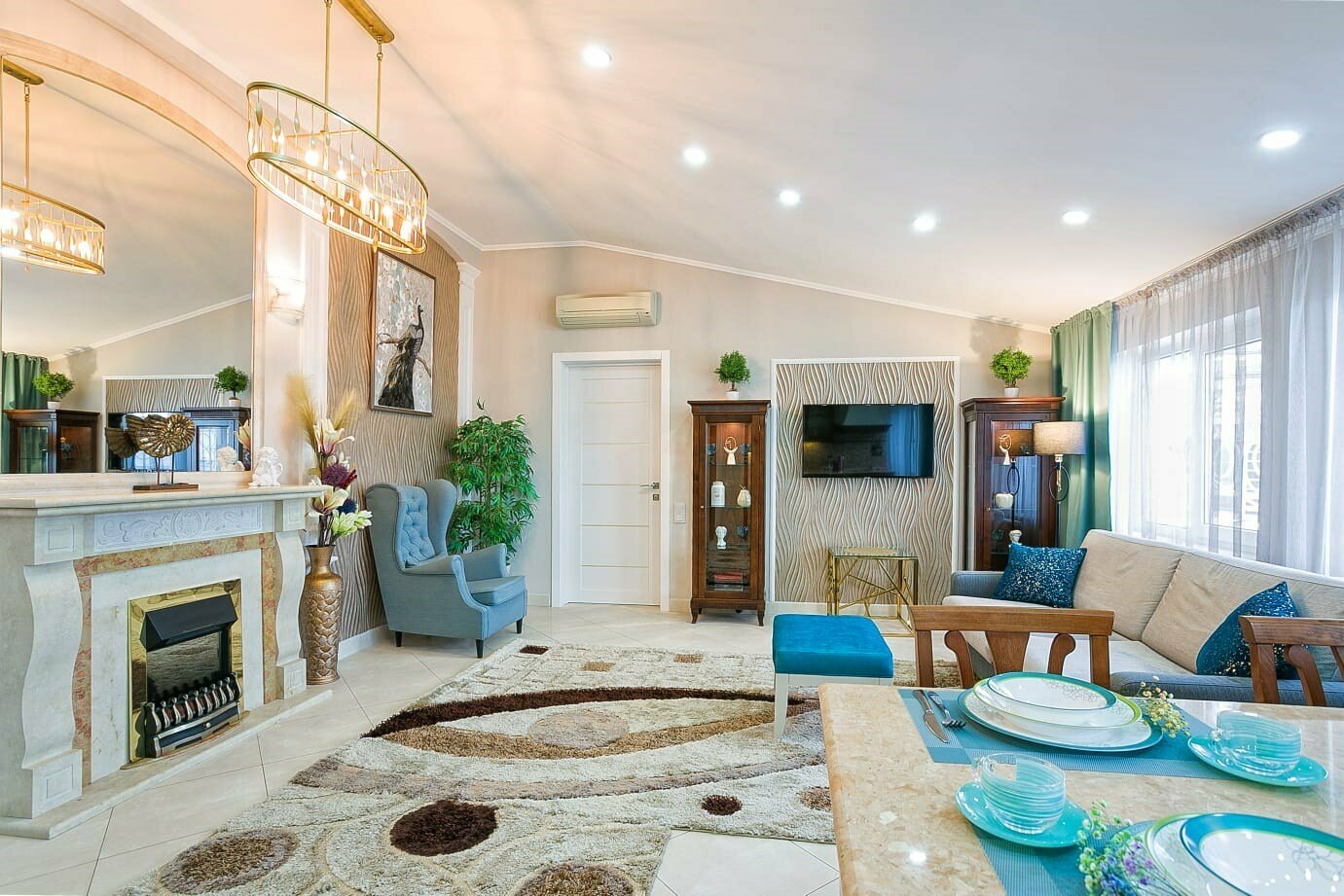 Двухкомнатный апартамент с видом на море