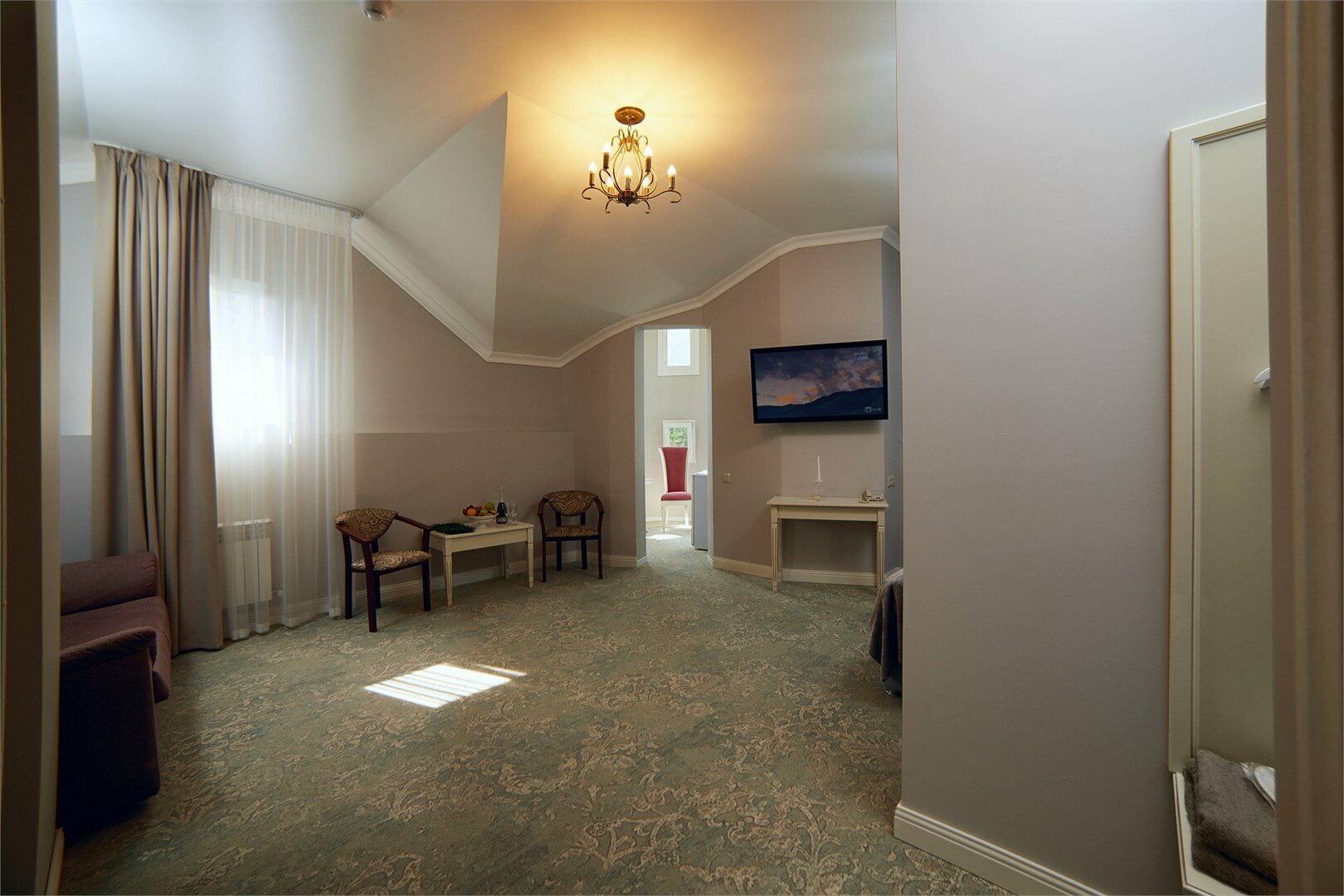 Люкс Джуниор